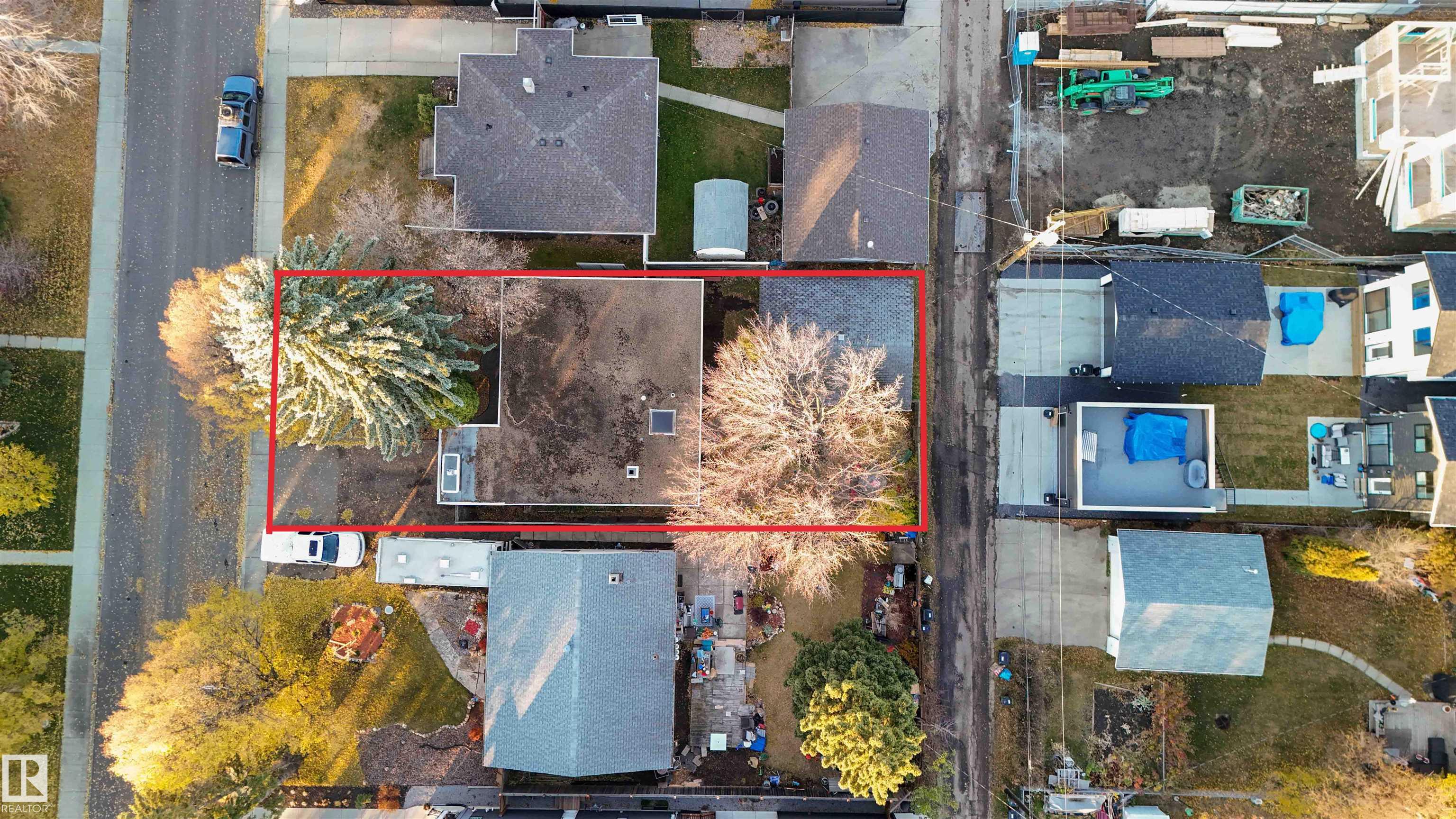 69 Av Nw Unit 9316 Ave, Edmonton, AB T6E 0R9