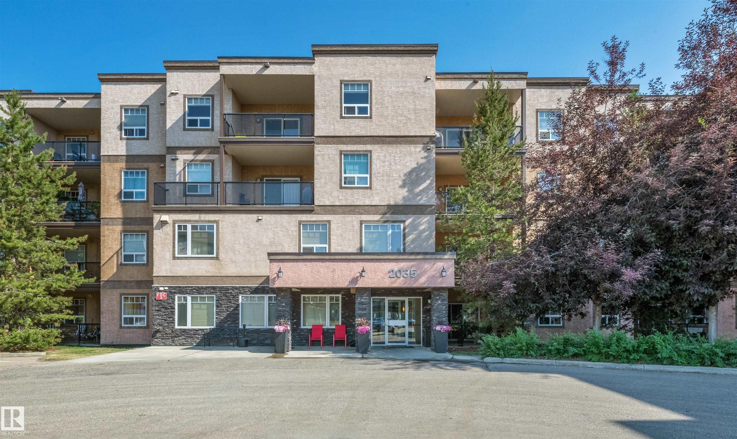 2035 Grantham Court Northwest #120, Edmonton, AB T5T 3X4