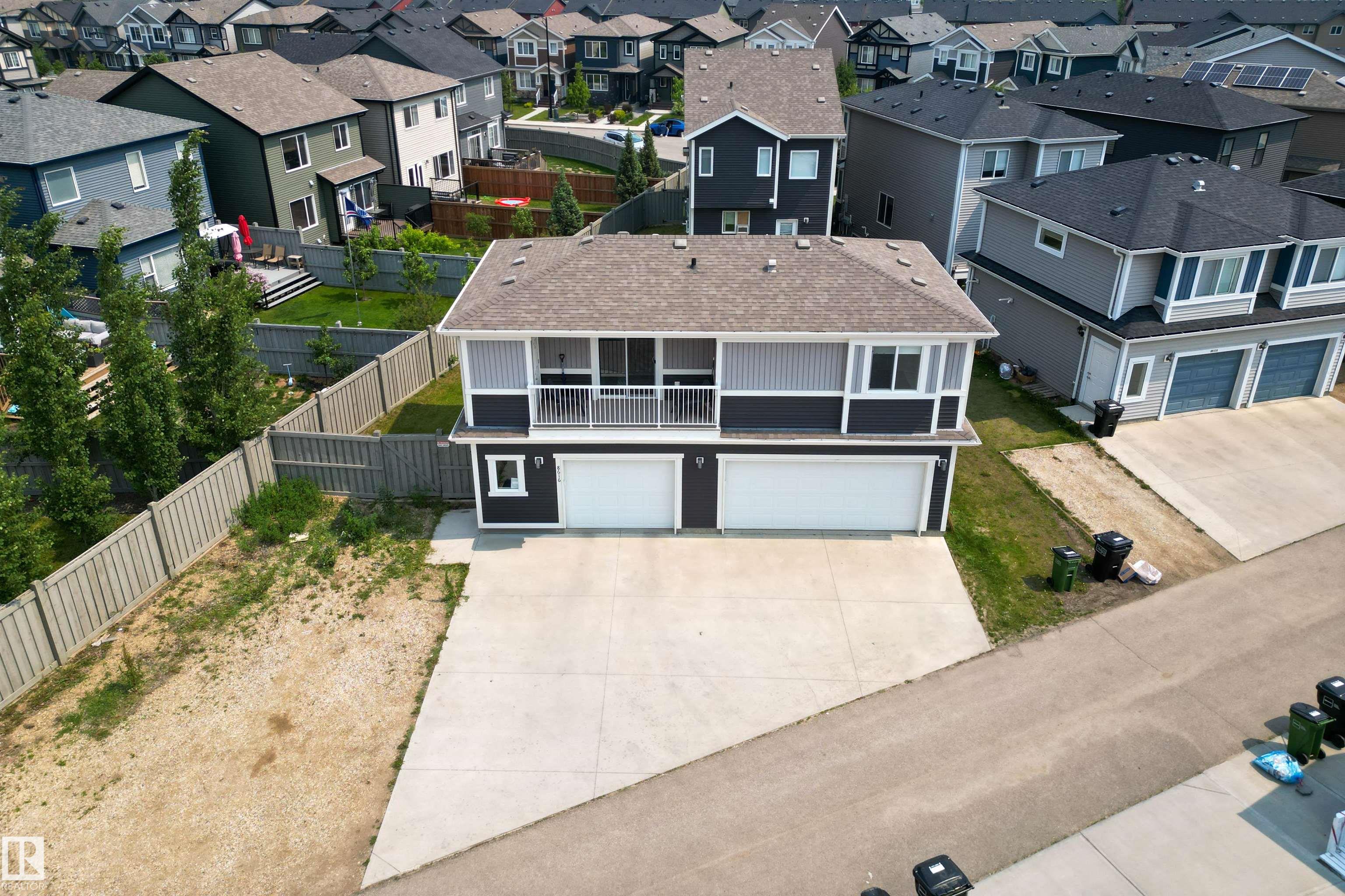 221 St Nw Unit 8616 St, Edmonton, AB T5T 7H7