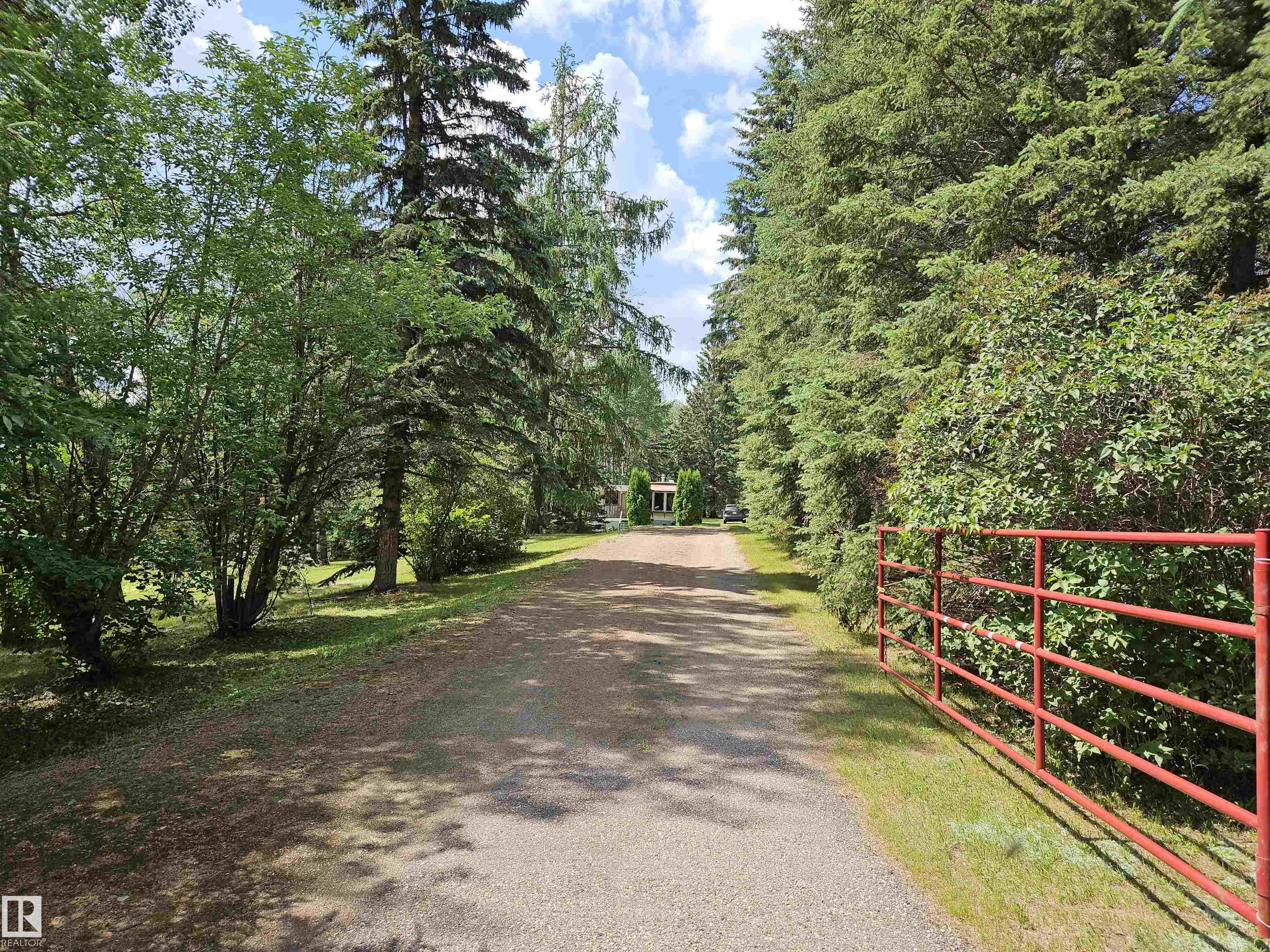 55428 Secondary Highway 881, Rural St. Paul County, AB T0A 3A0
