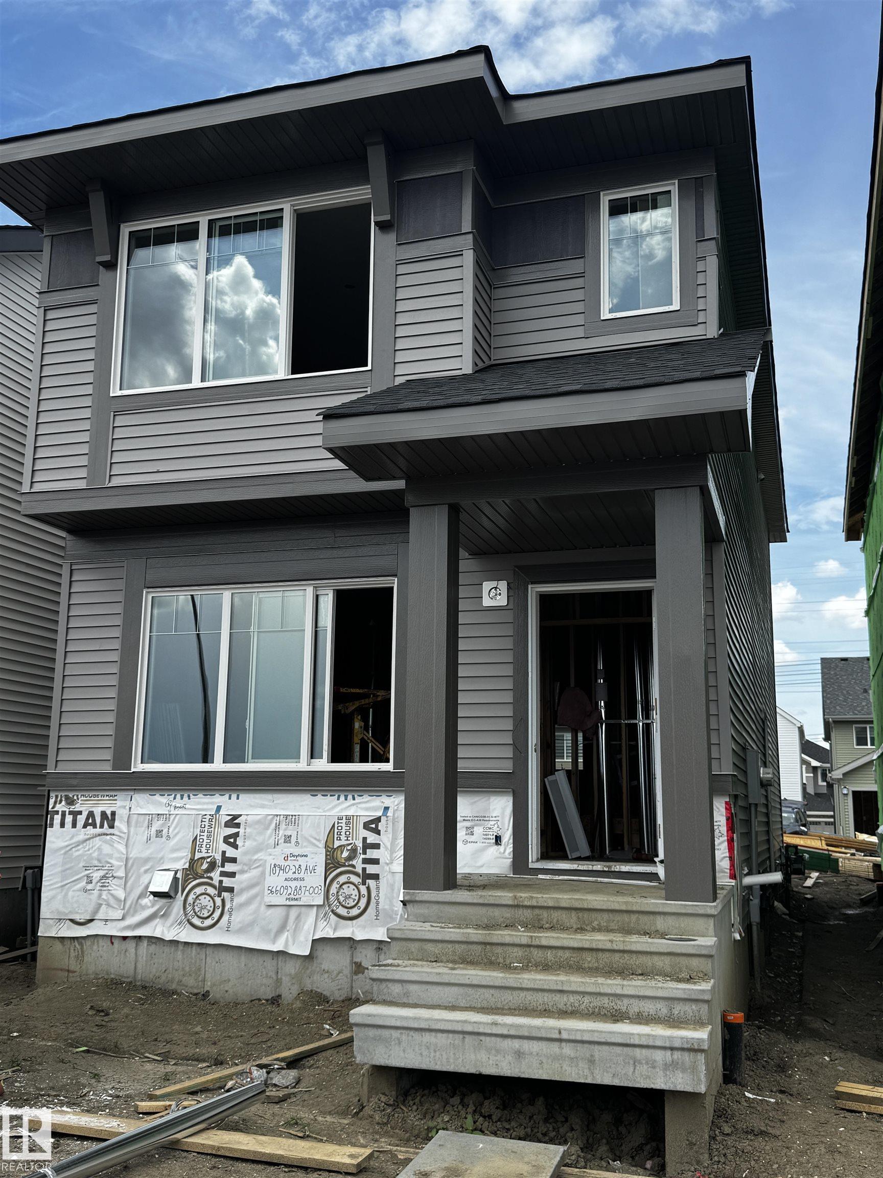 28 Av Nw Unit 18940 Ave, Edmonton, AB T6M 3H2