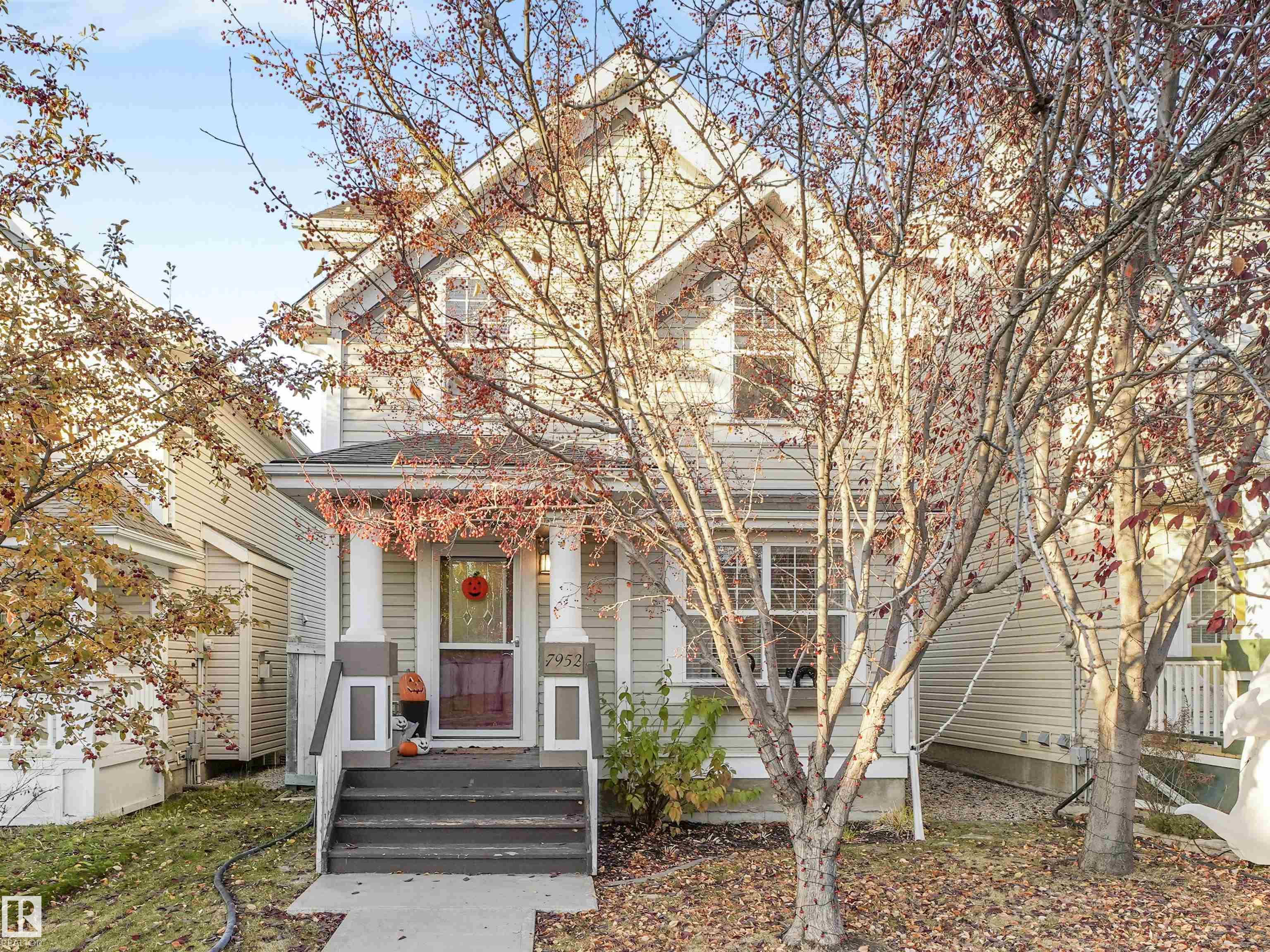 13 Av Sw Unit 7952 Ave, Edmonton, AB T6X 1H4