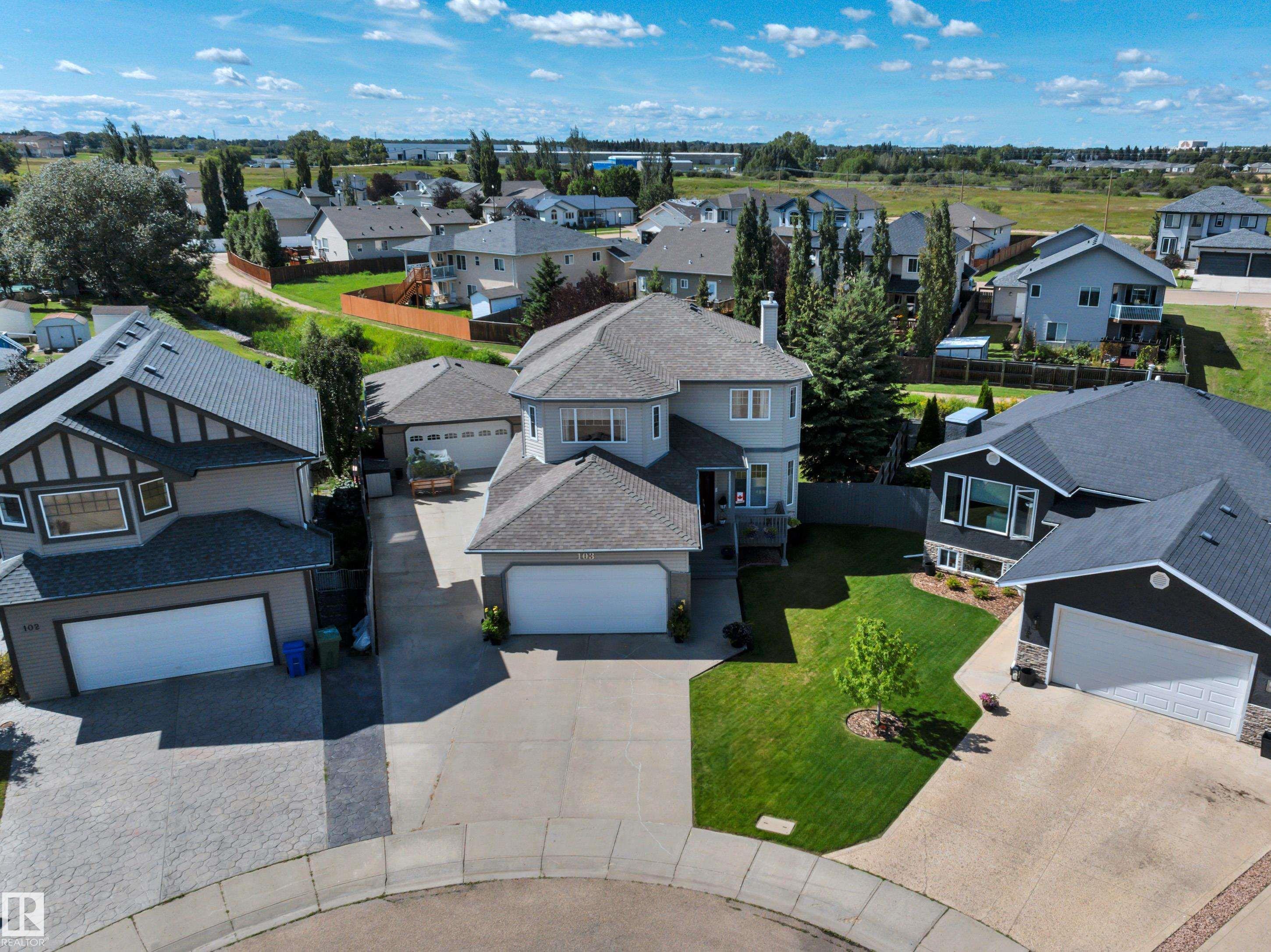 103 Parkglen Close, Wetaskiwin, AB T9A 3T2