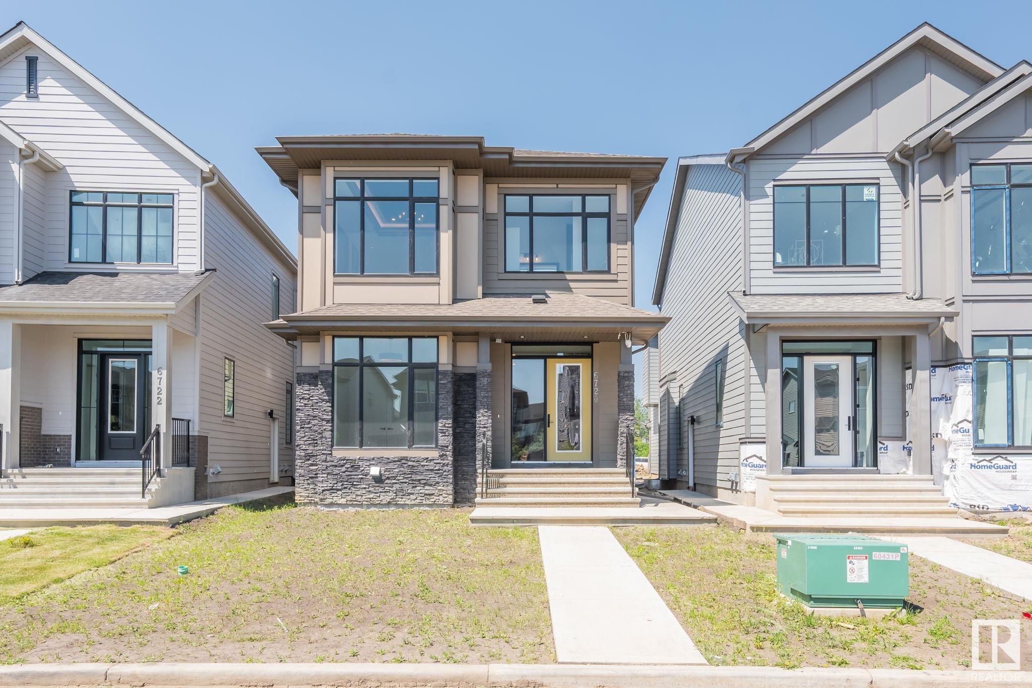 6720 Crawford Way SW, Edmonton, AB T6W 1A6