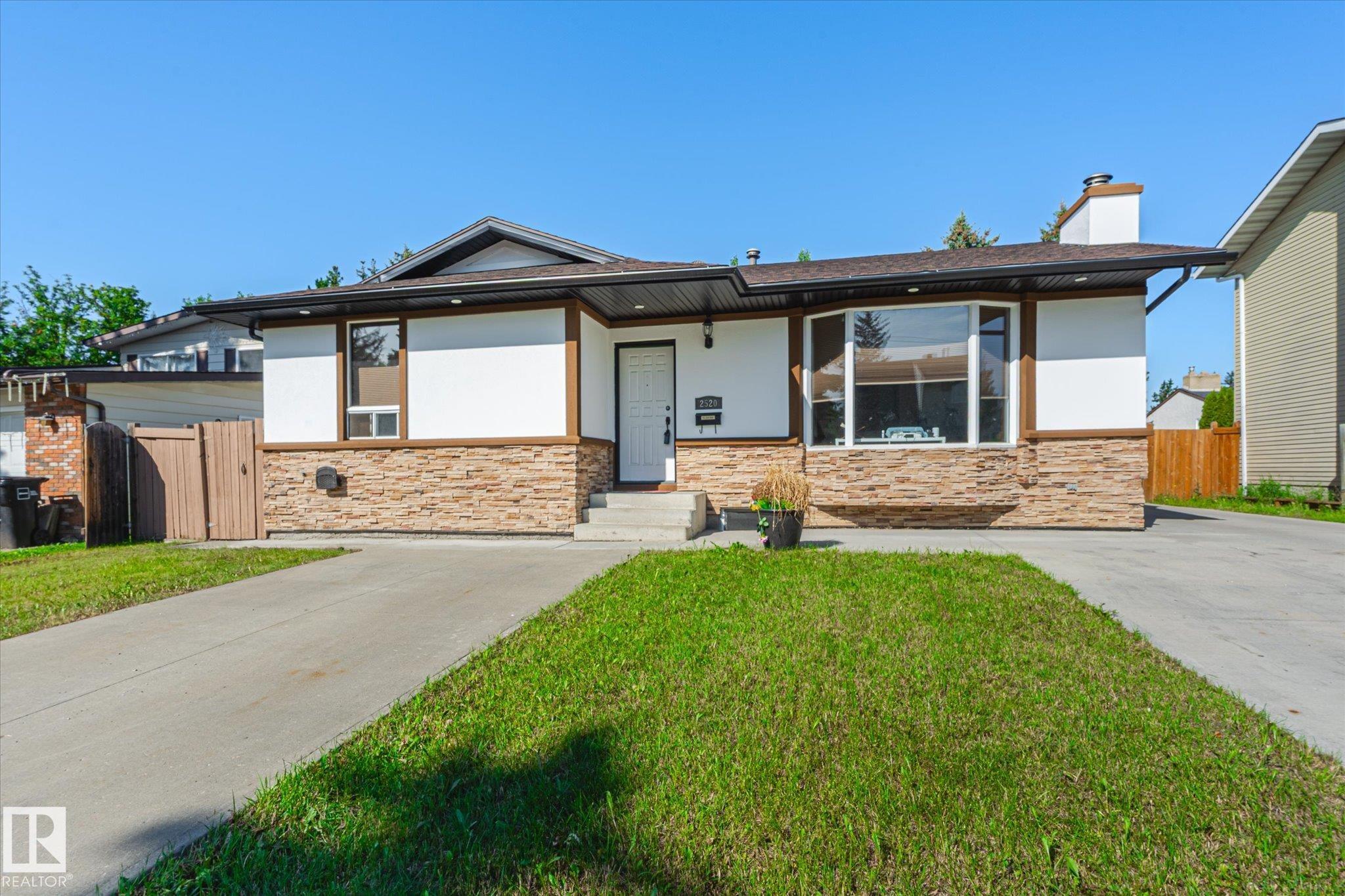 116 St Nw Unit 2520 St, Edmonton, AB T6J 3S2
