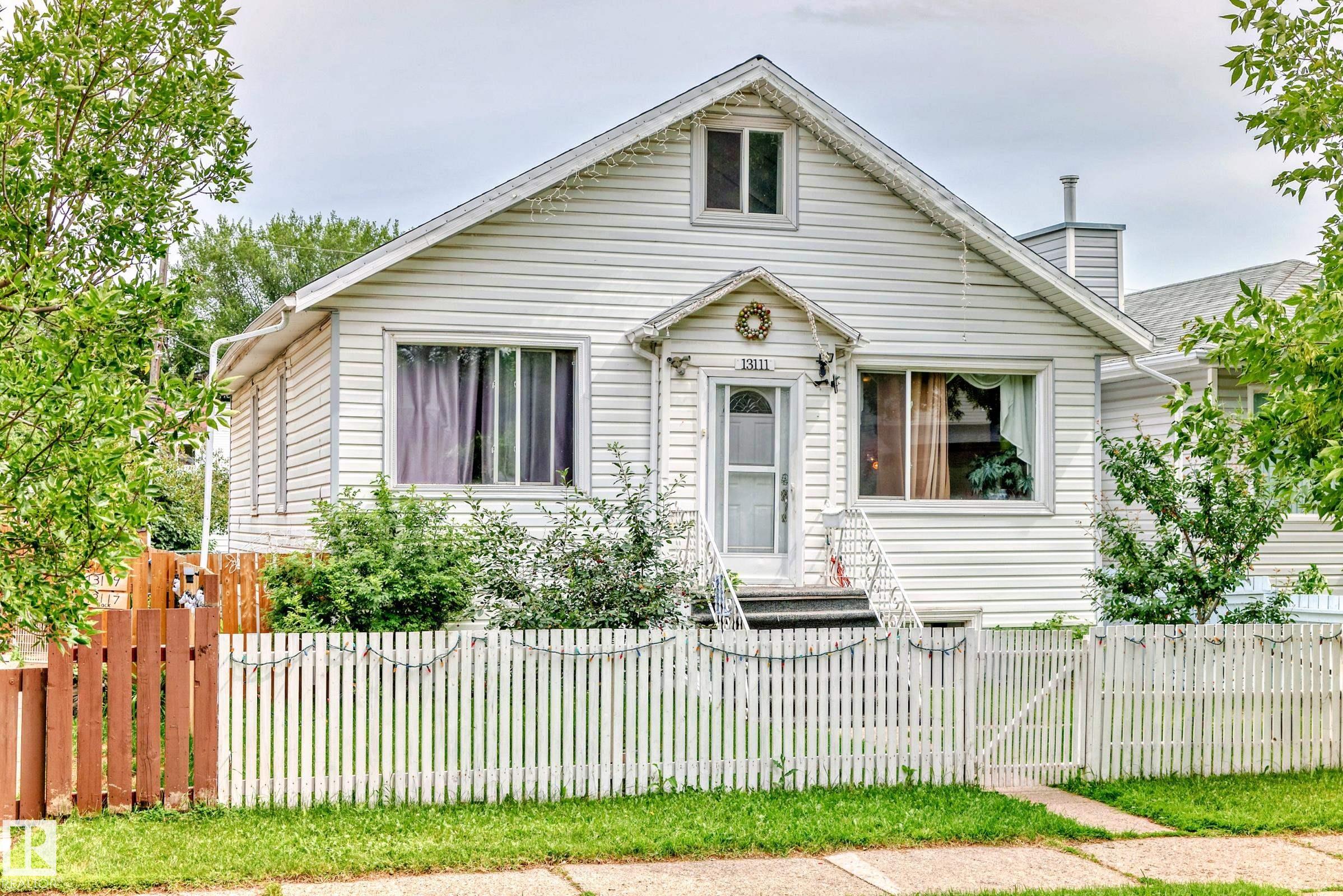 65 St Nw Unit 13111 St, Edmonton, AB T5A 1A2