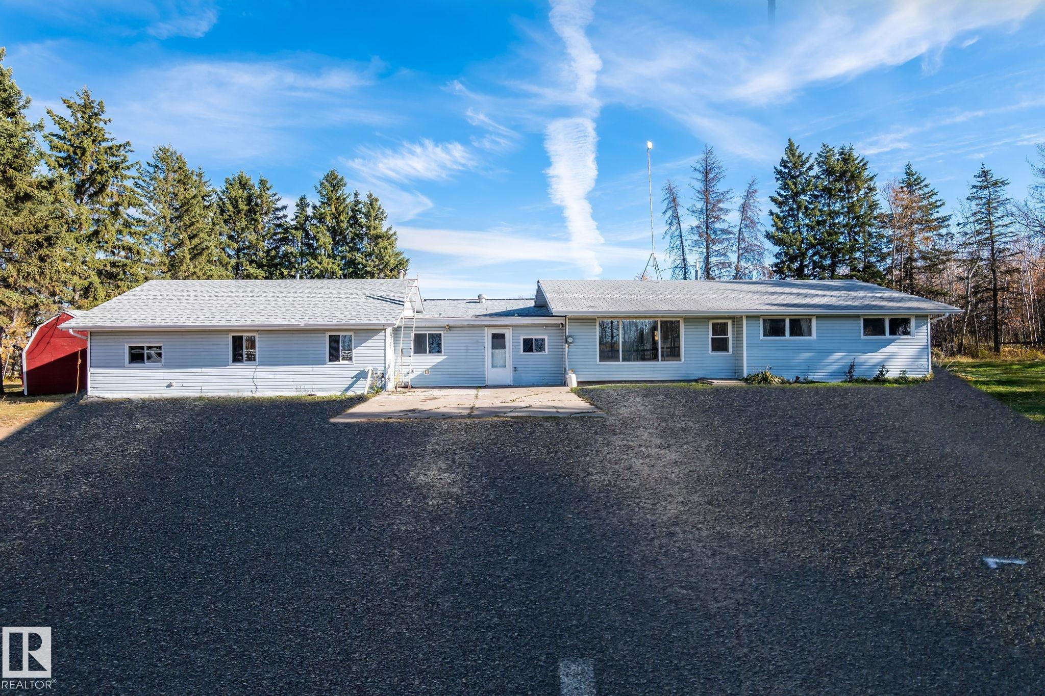 51455 Rge Road 225, Rural Strathcona County, AB T8C 1H5