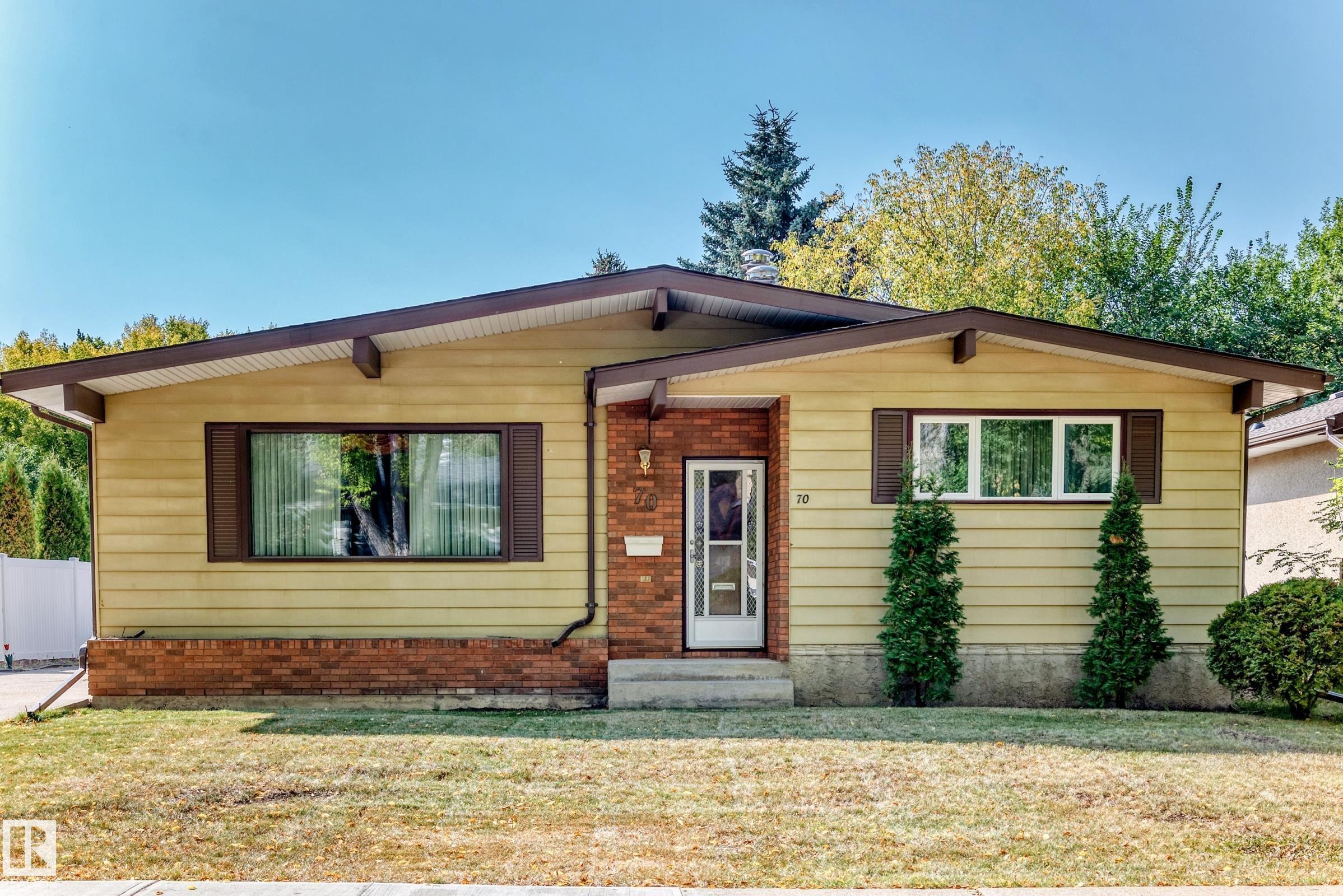 70 Fleetwood Cr Cres, St. Albert, AB T8N 1R5