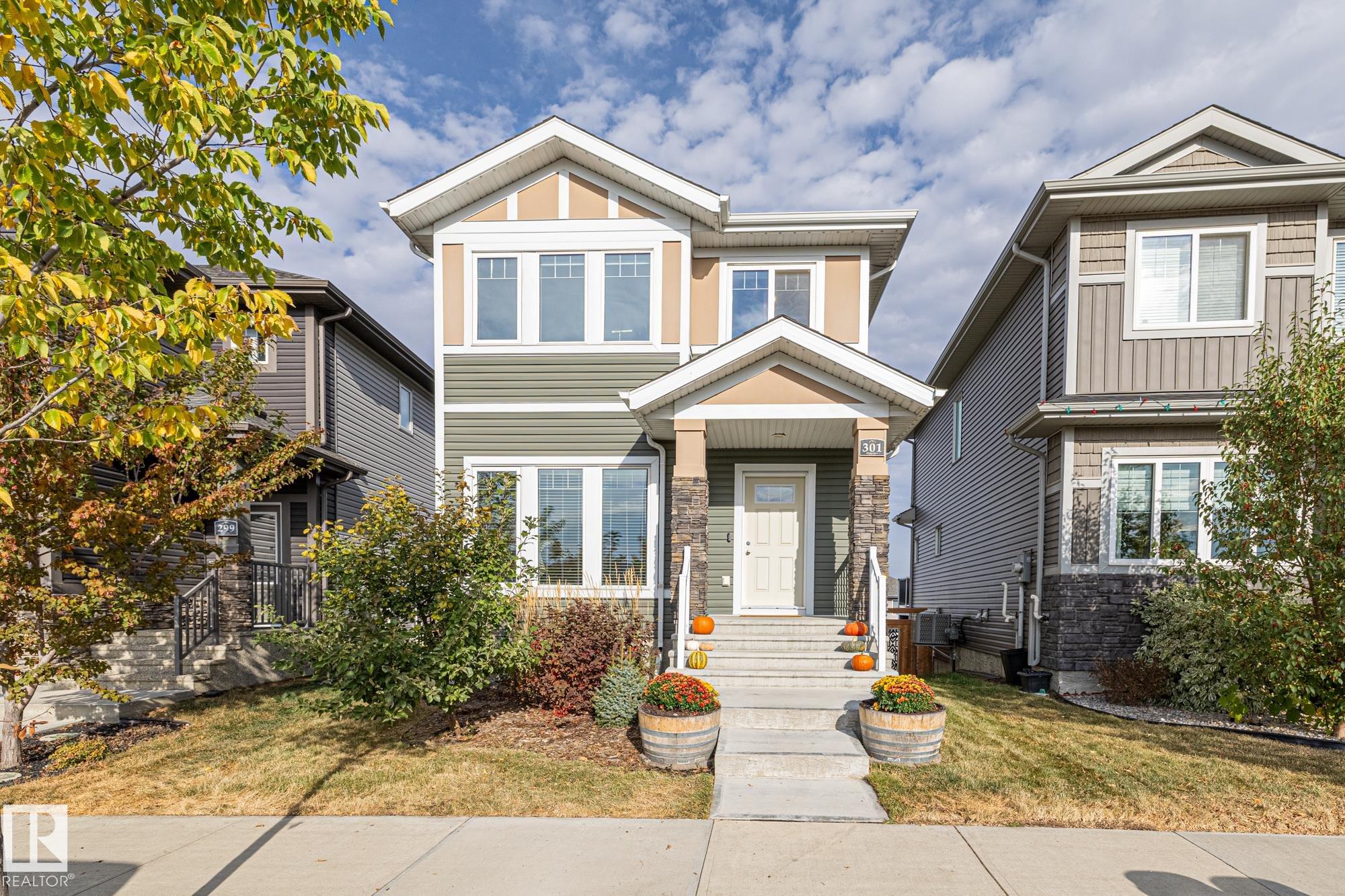 301 Hawks Ridge Bv Blvd NW, Edmonton, AB T5S 0M3