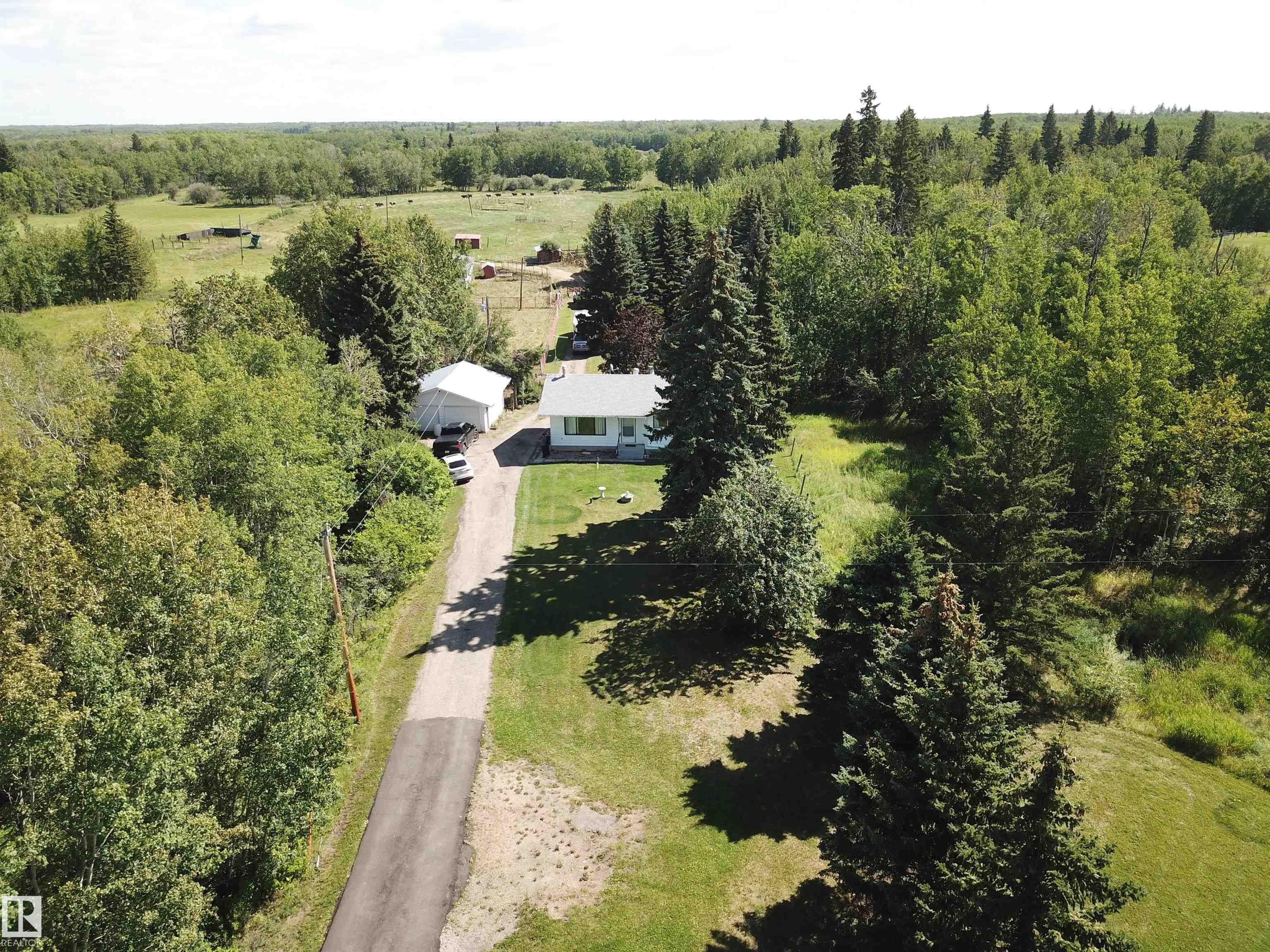 53121 Rg Rd 212, Rural Strathcona County, AB T8G 1G1
