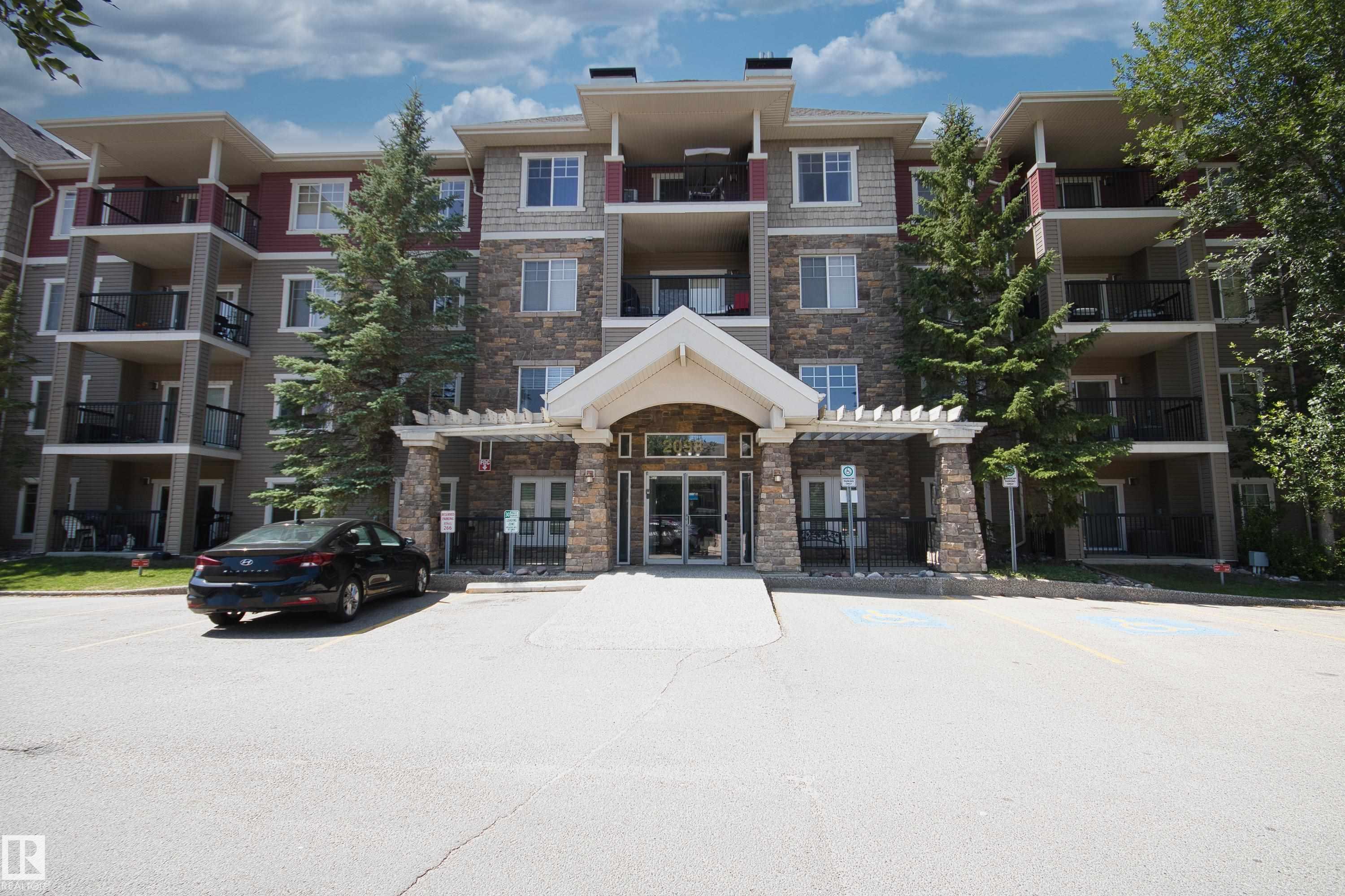 2098 Blackmud Creek Drive Southwest #311, Edmonton, AB T6W 1T7