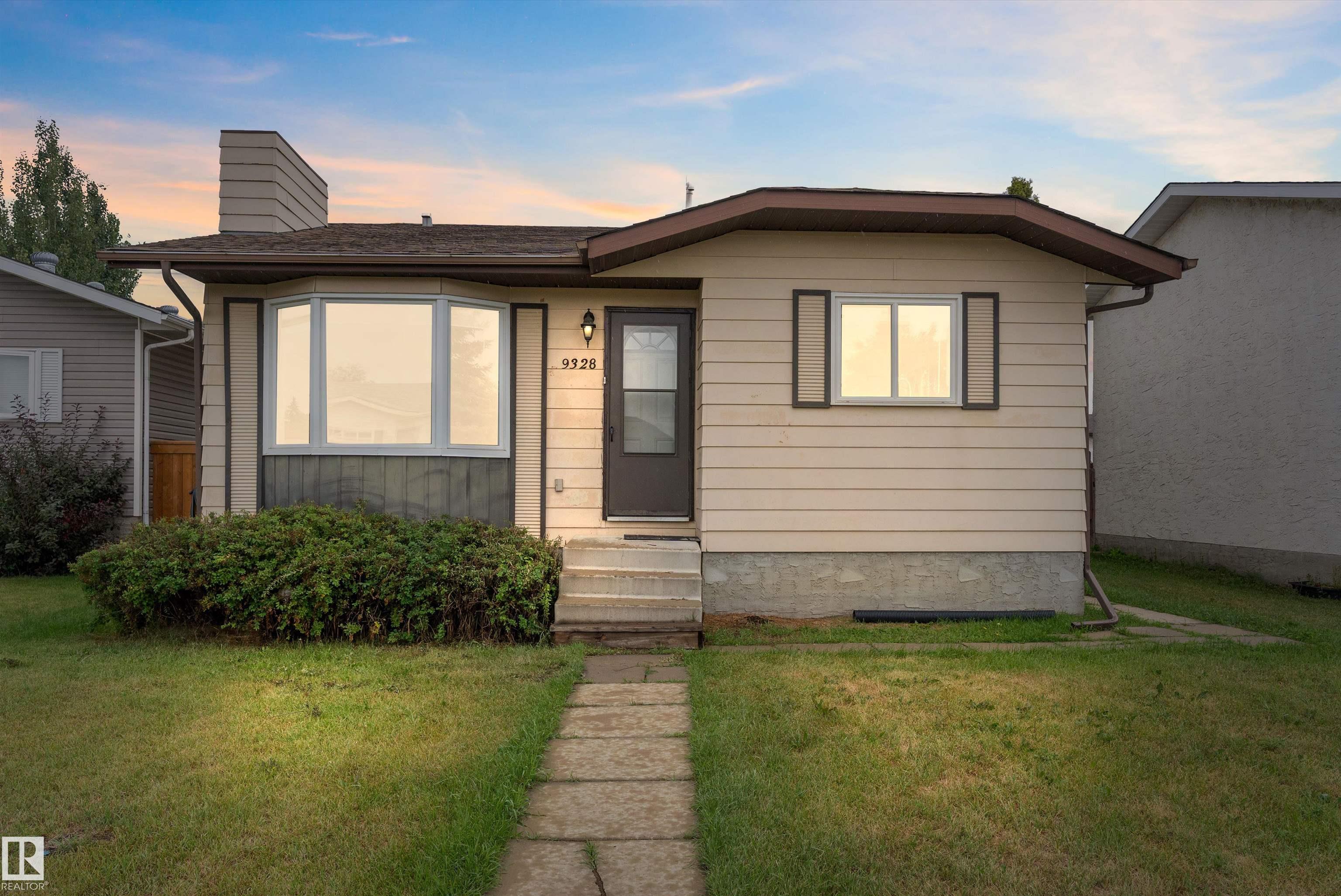 175 Av Nw Unit 9328 Ave, Edmonton, AB T5Z 2C5