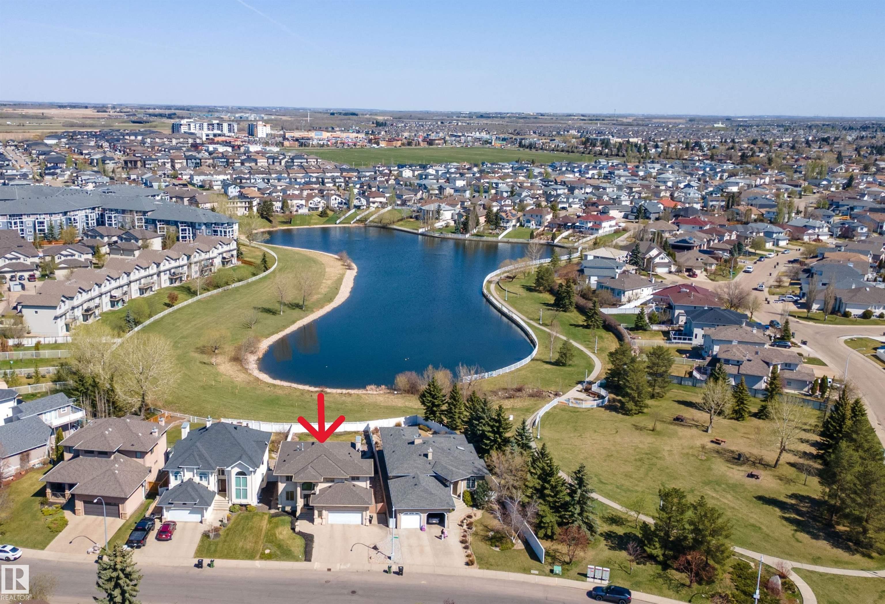 132 St Nw Unit 15903 St, Edmonton, AB T6V 1E4