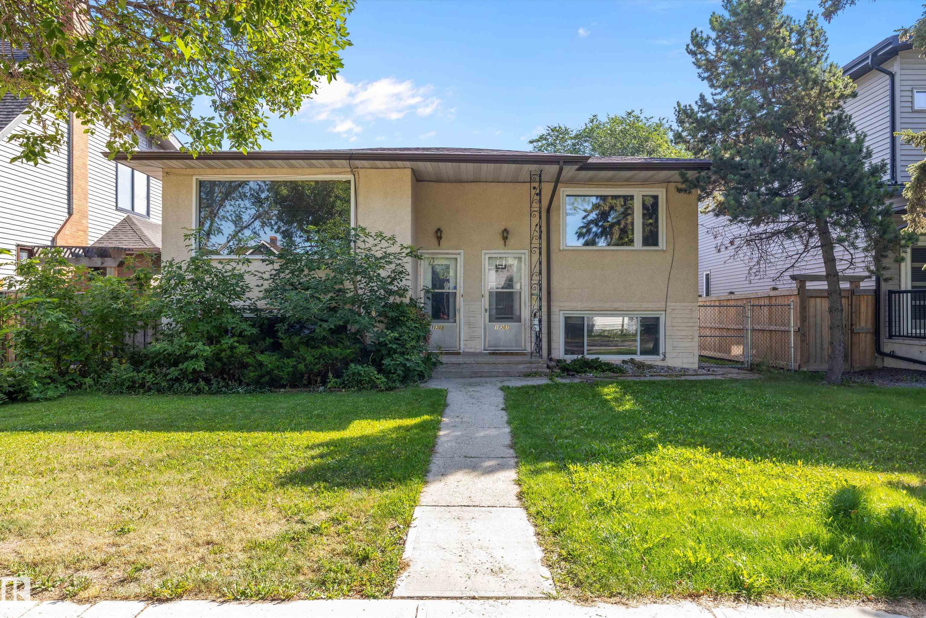 11307 11309 127 St NW, Edmonton, AB T5M 0T9