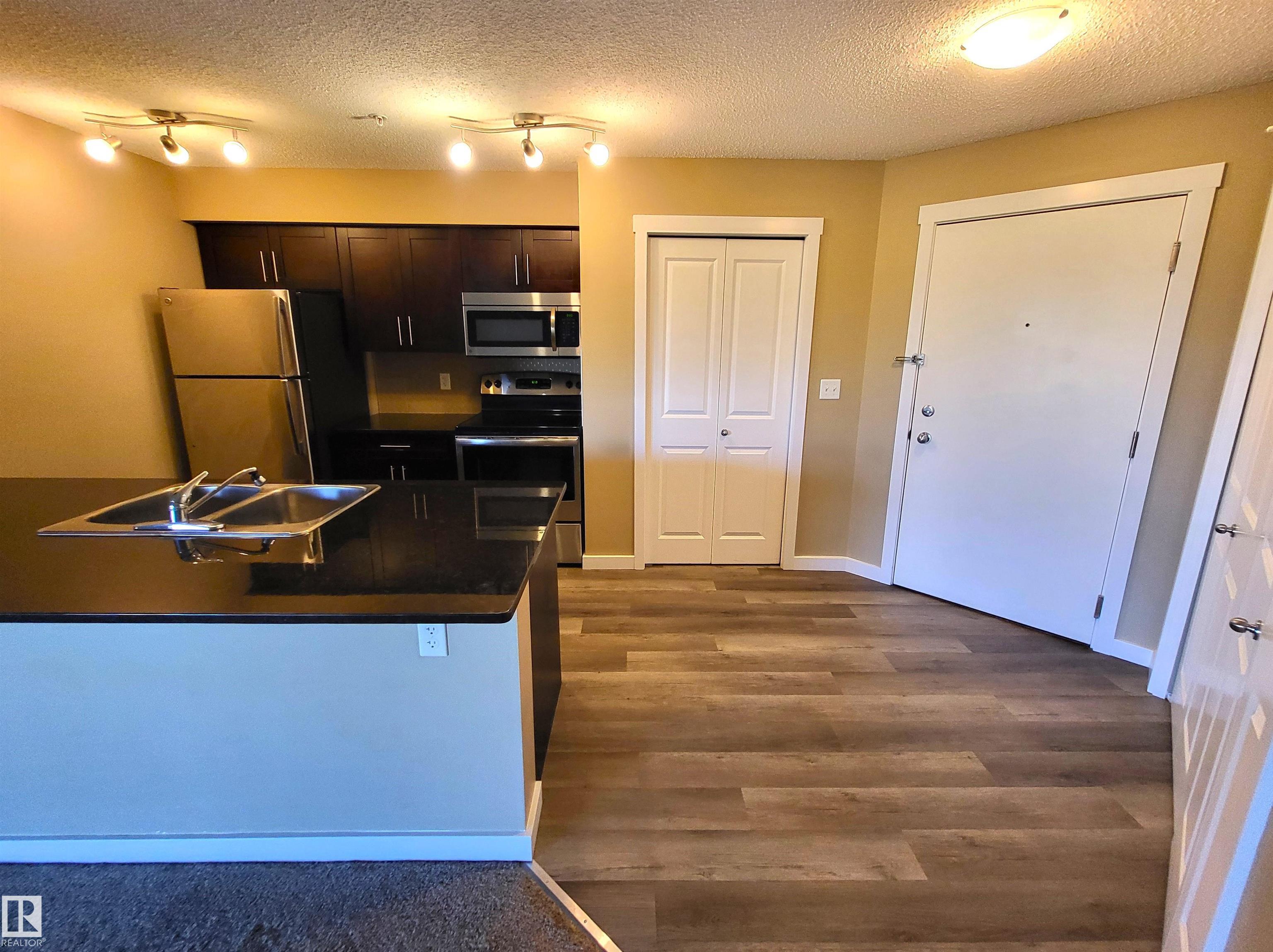 1510 Watt Drive Southwest #313, Edmonton, AB T6X 2E6
