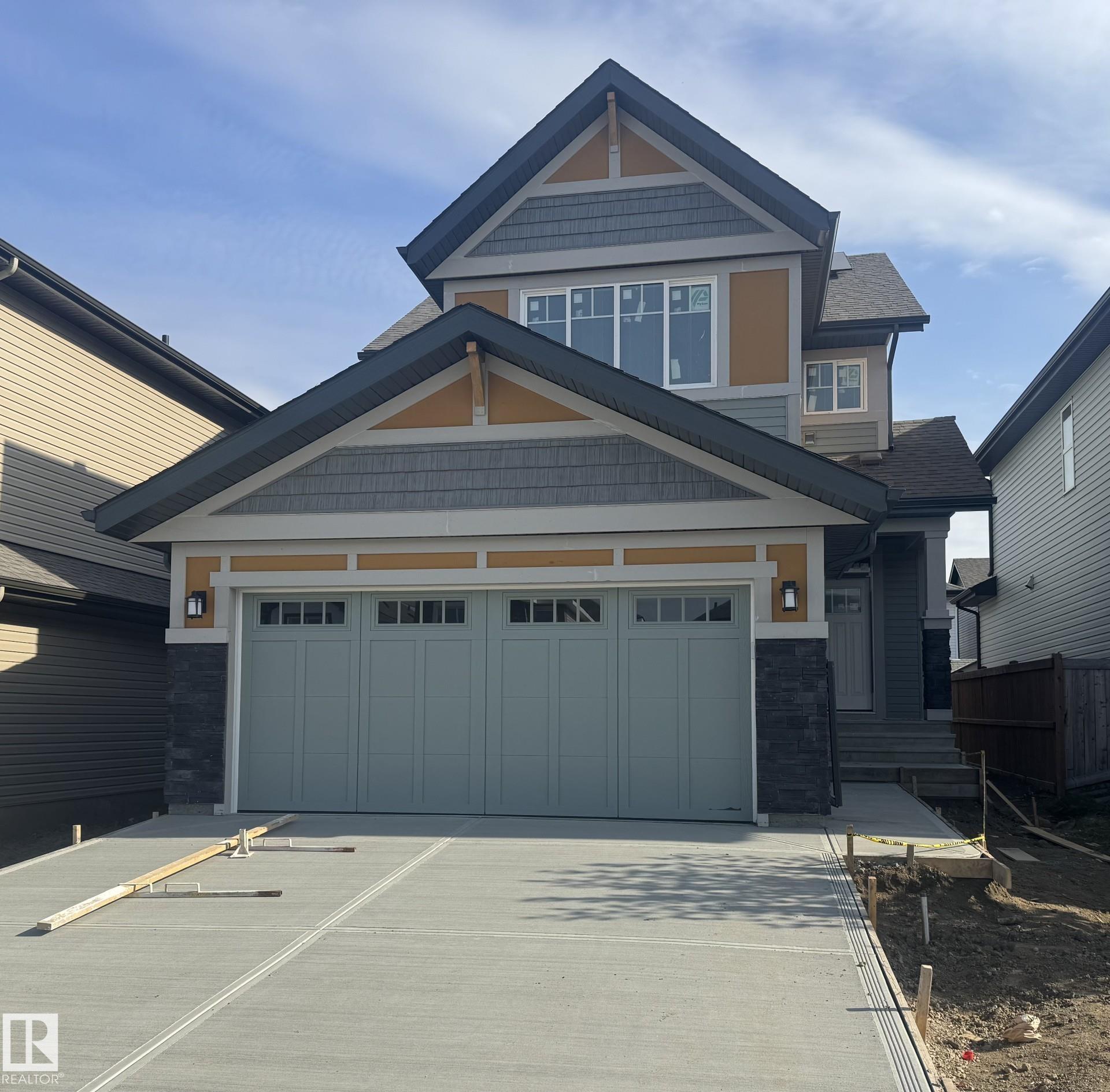 86 Sunland Way, Sherwood Park, AB T8H 0Z4