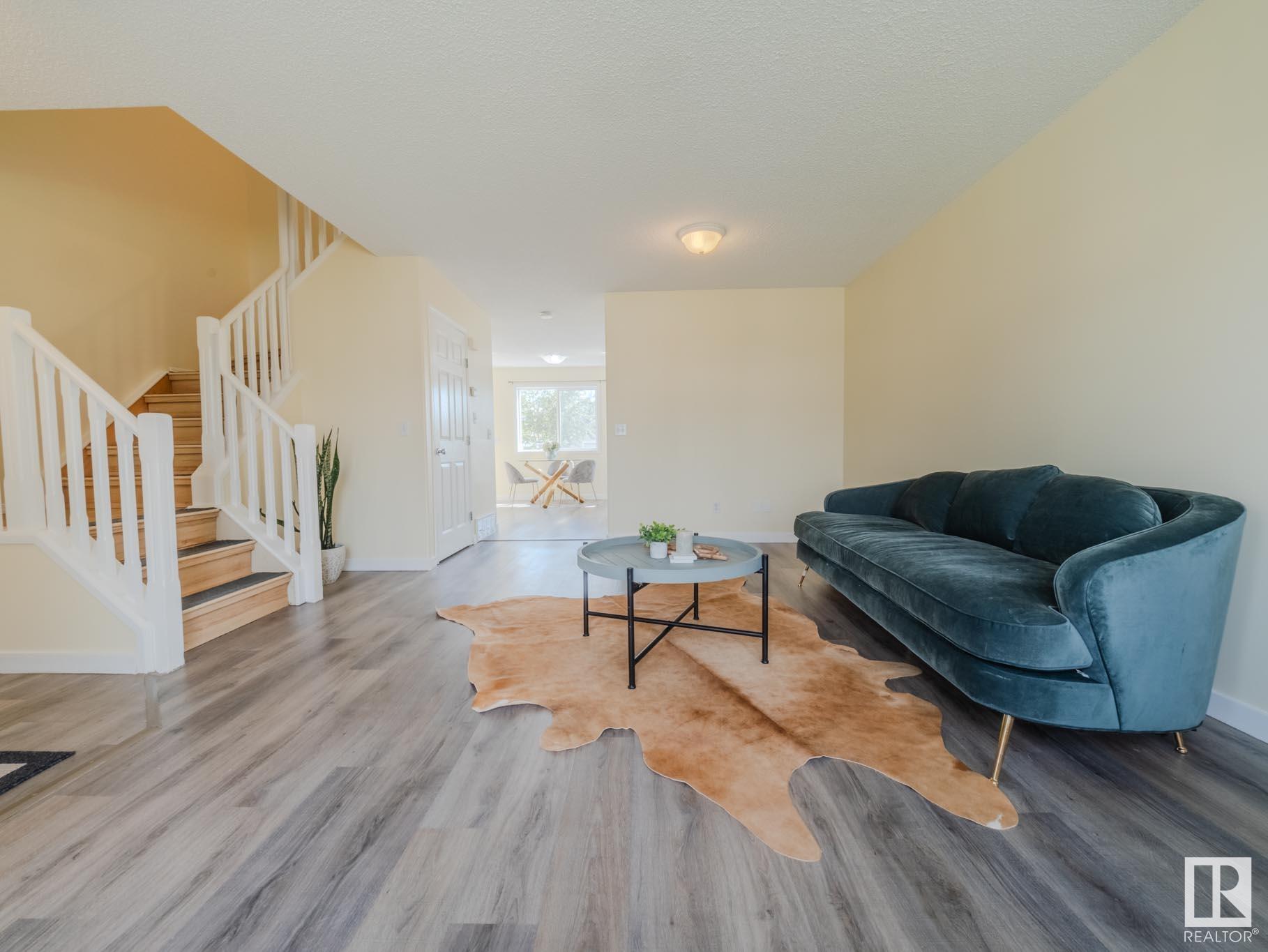 135 St Nw Unit 15013 St #a, Edmonton, AB T6V 1N1