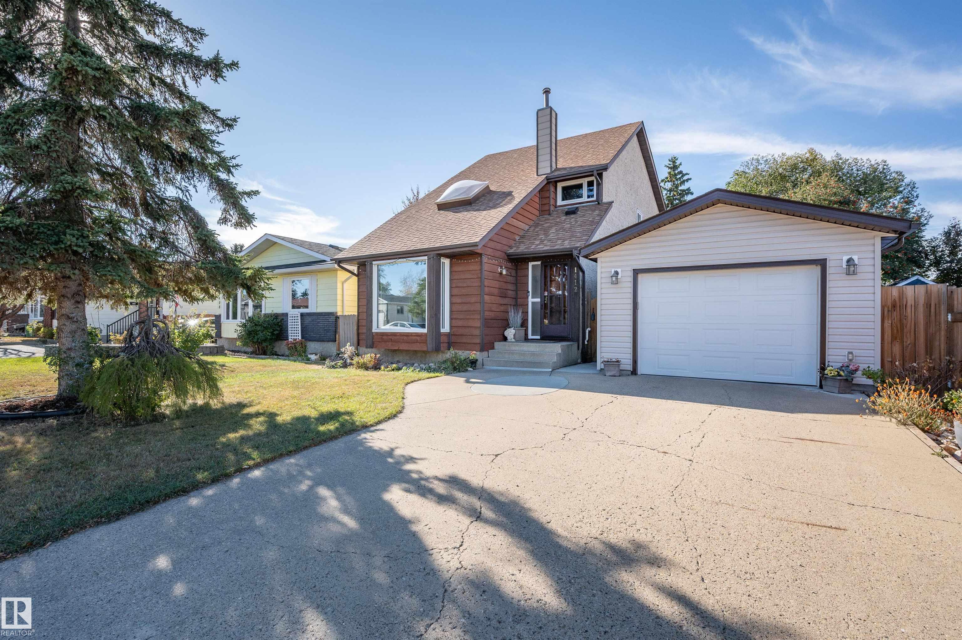35 St Nw Unit 1412 St, Edmonton, AB T6L 3E8