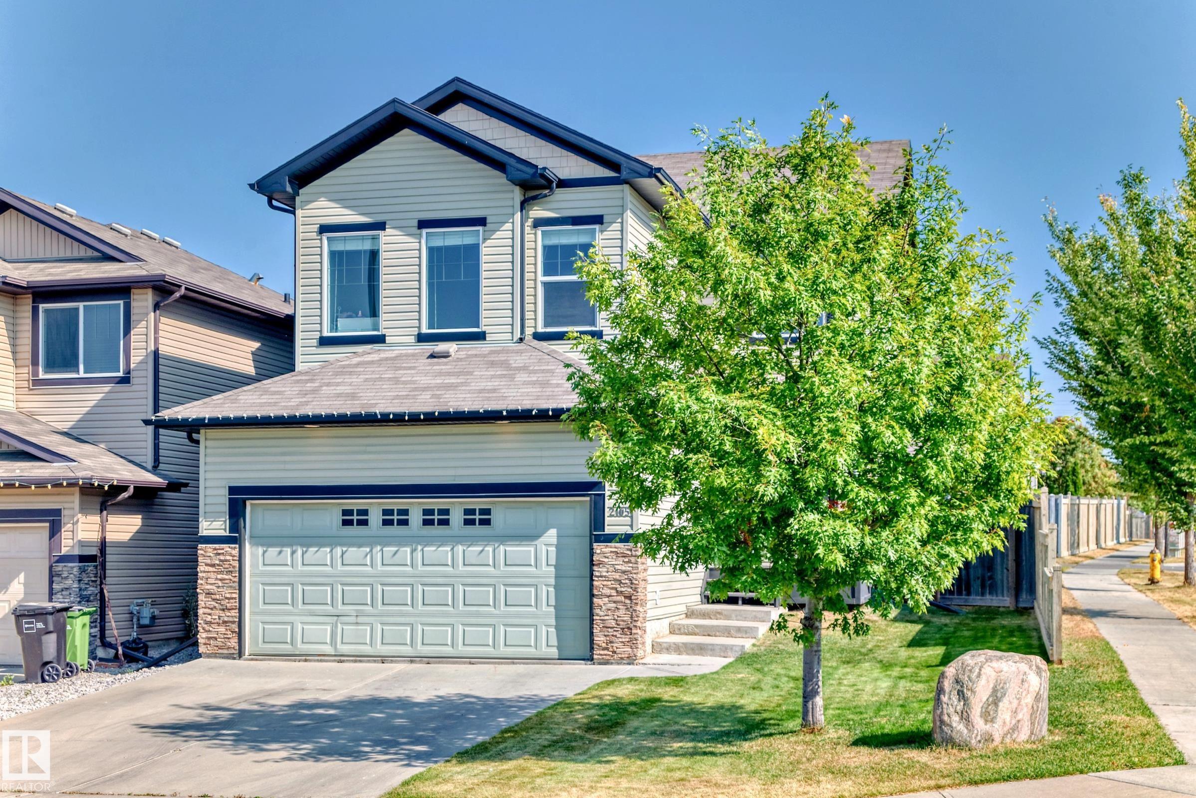 32 St Nw Unit 2105 St #a, Edmonton, AB T6T 0K9