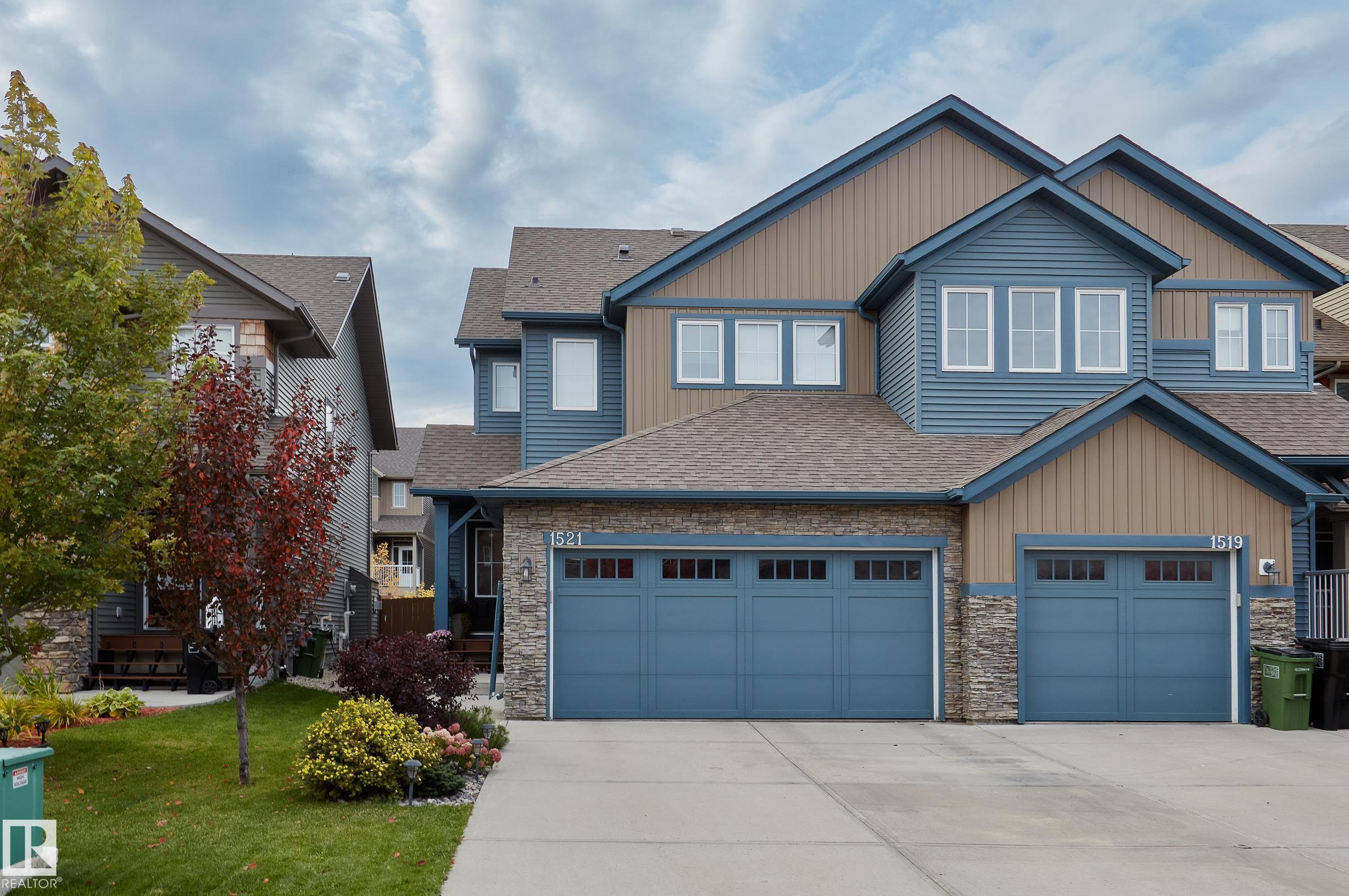 1521 Graydon Hill Pt SW, Edmonton, AB T6W 3C7