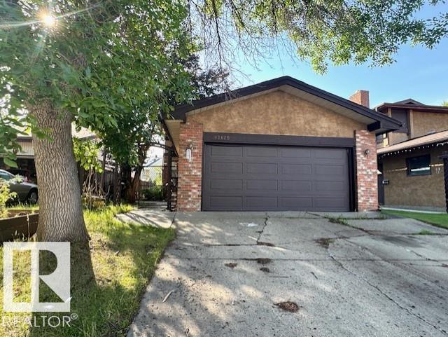25 Av Nw Unit 12125 Ave, Edmonton, AB T6J 4S7