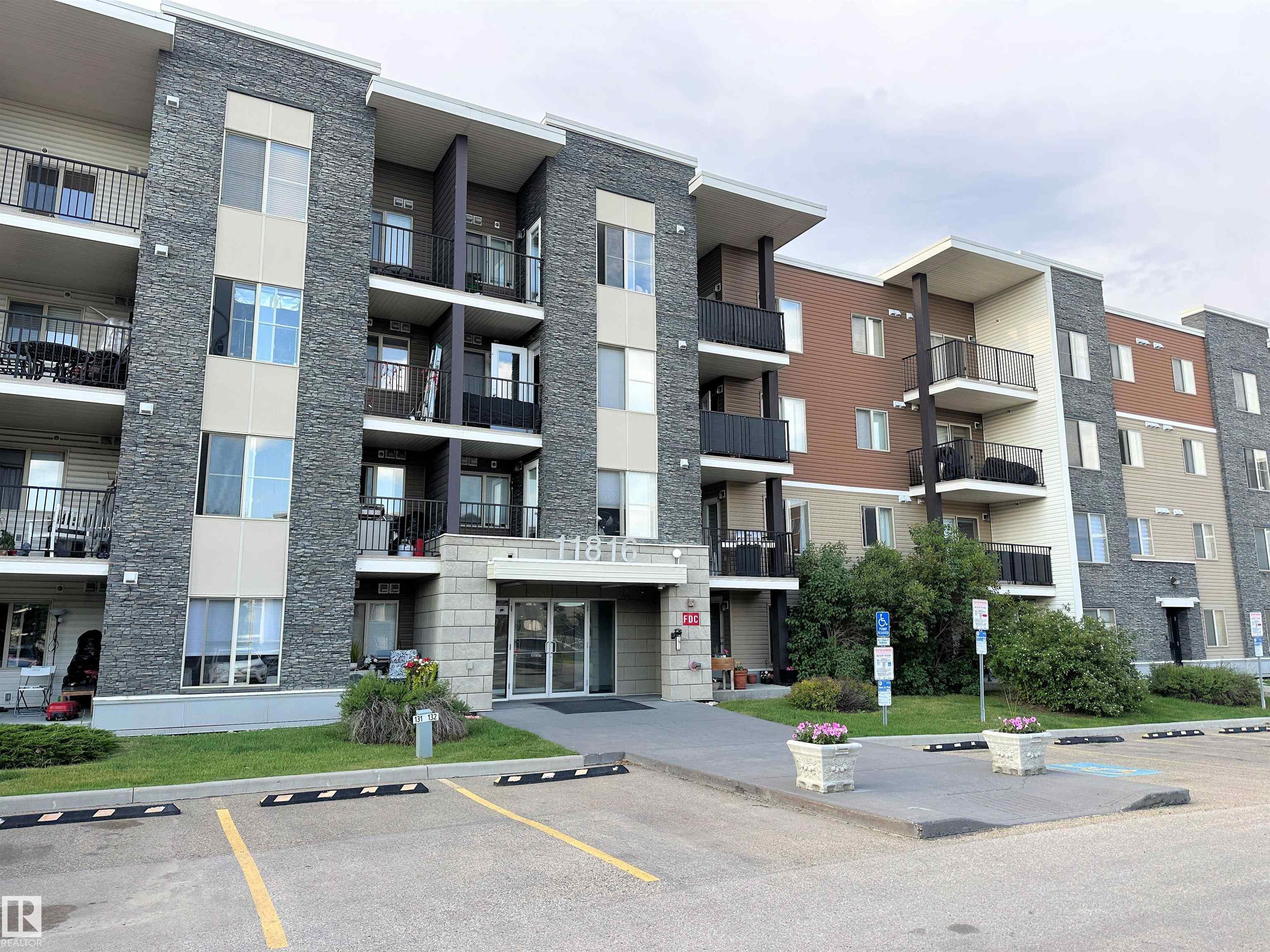 11816 22 Avenue Southwest #205, Edmonton, AB T6W 2A2
