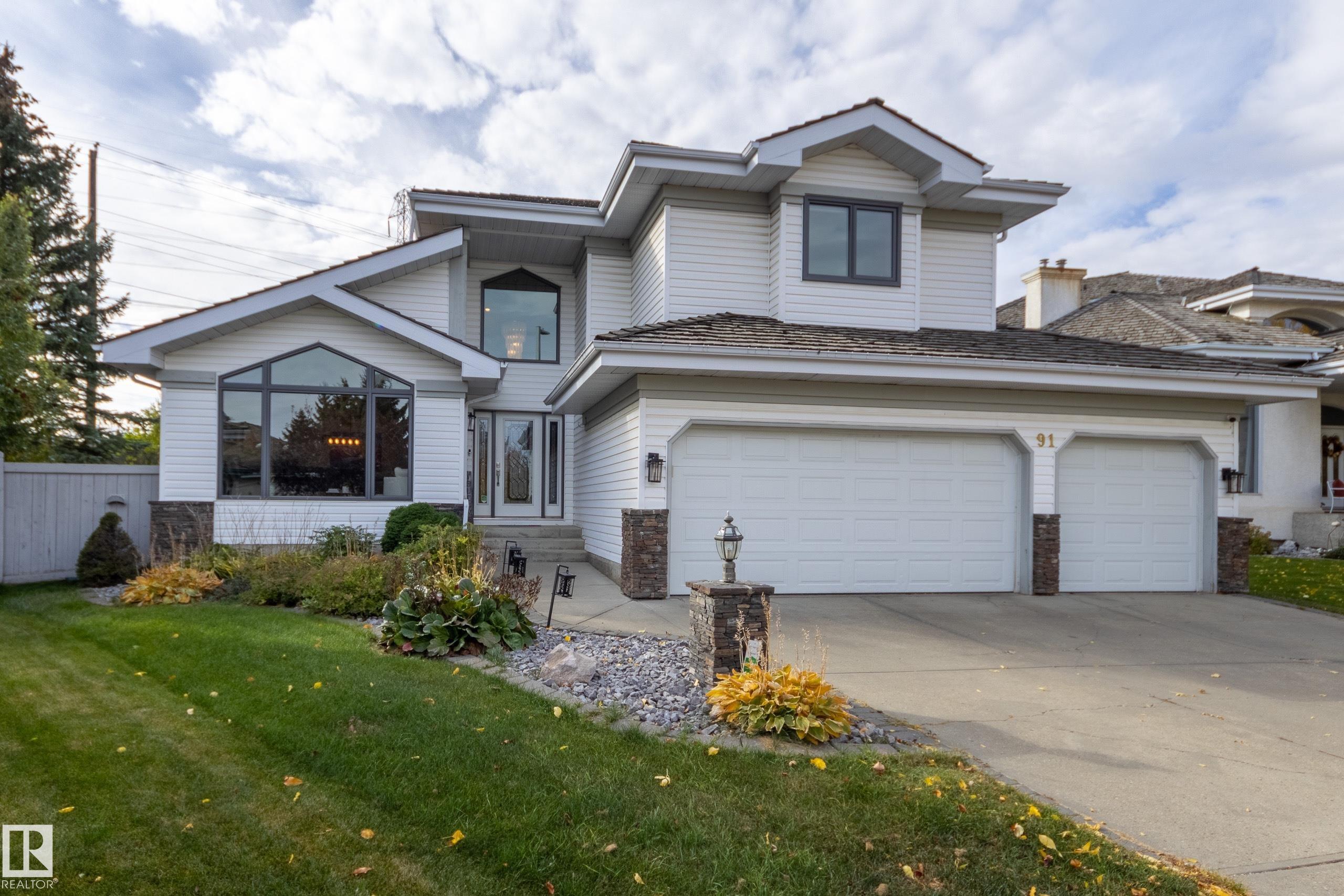91 Cormack Cr Cres NW, Edmonton, AB T6R 2E5