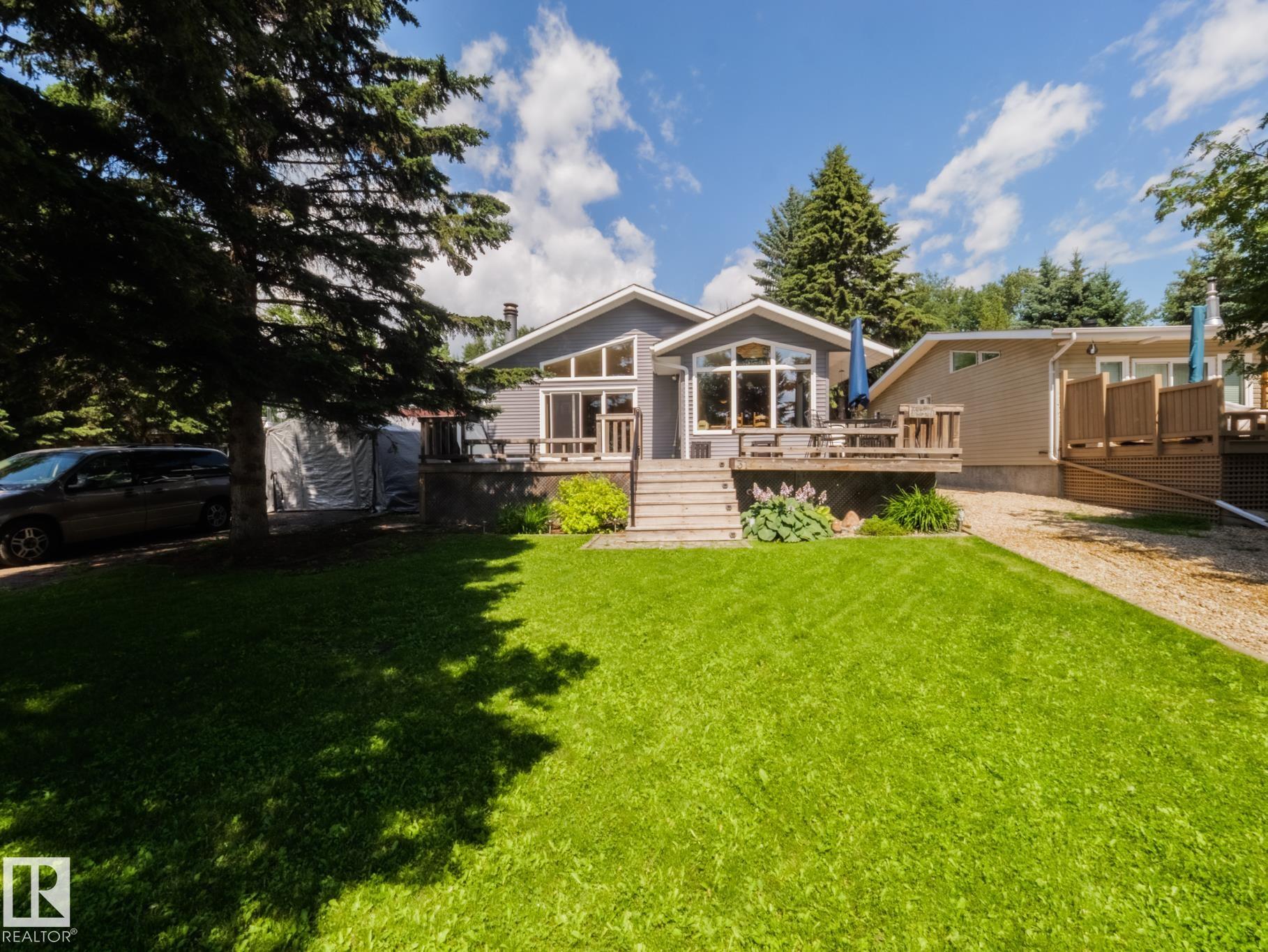 31 Lakeshore Dr, Rural Leduc County, AB T0C 2P0