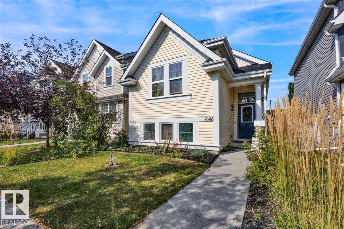 15 Av Sw Unit 7608 Ave, Edmonton, AB T6X 1M1