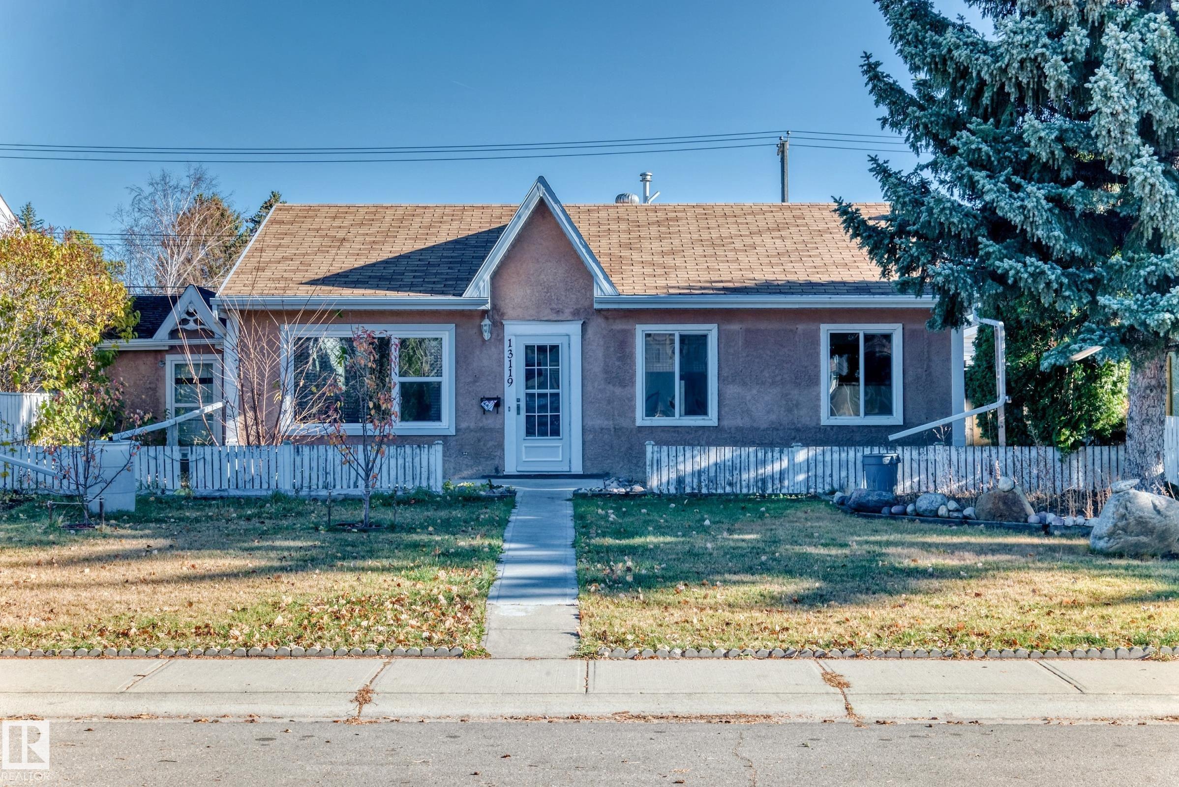 135 St Nw Unit 13119 St, Edmonton, AB T5L 1Y6