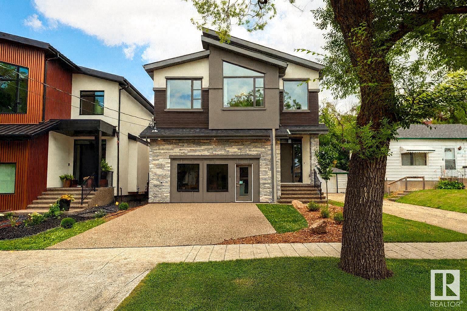 110 St Nw Unit 5715 St, Edmonton, AB T6H 3E4