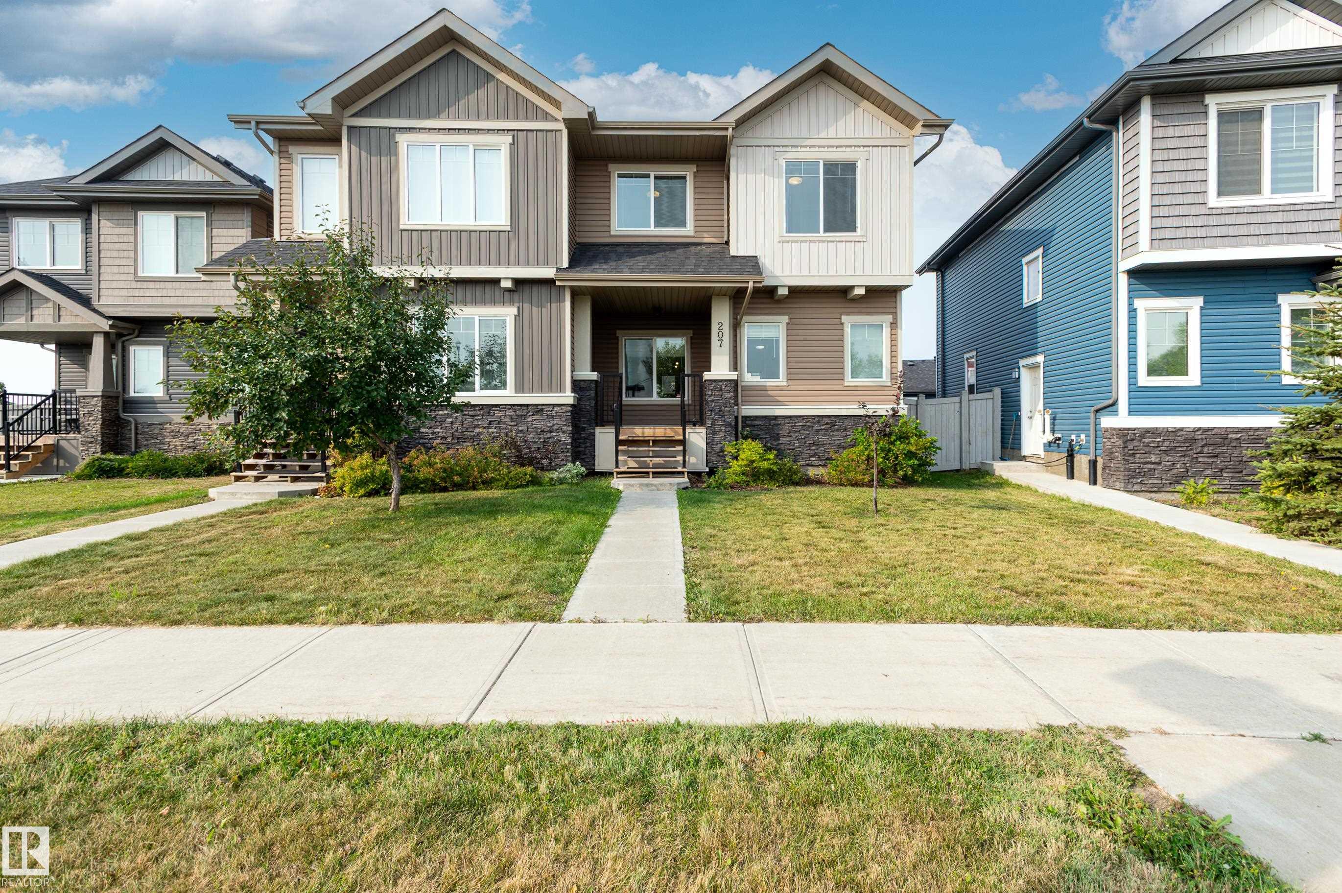 207 Griesbach Rd NW, Edmonton, AB T5E 6S5
