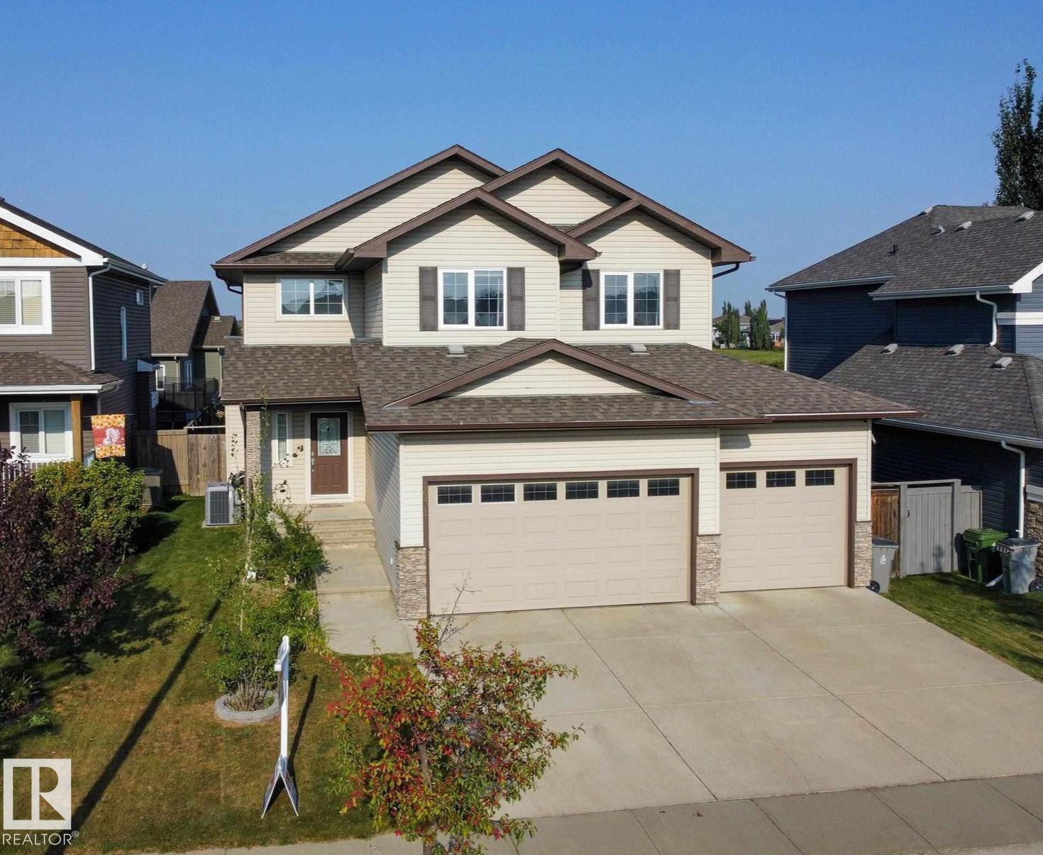 97 St Unit 10421 St, Morinville, AB T8R 0B8
