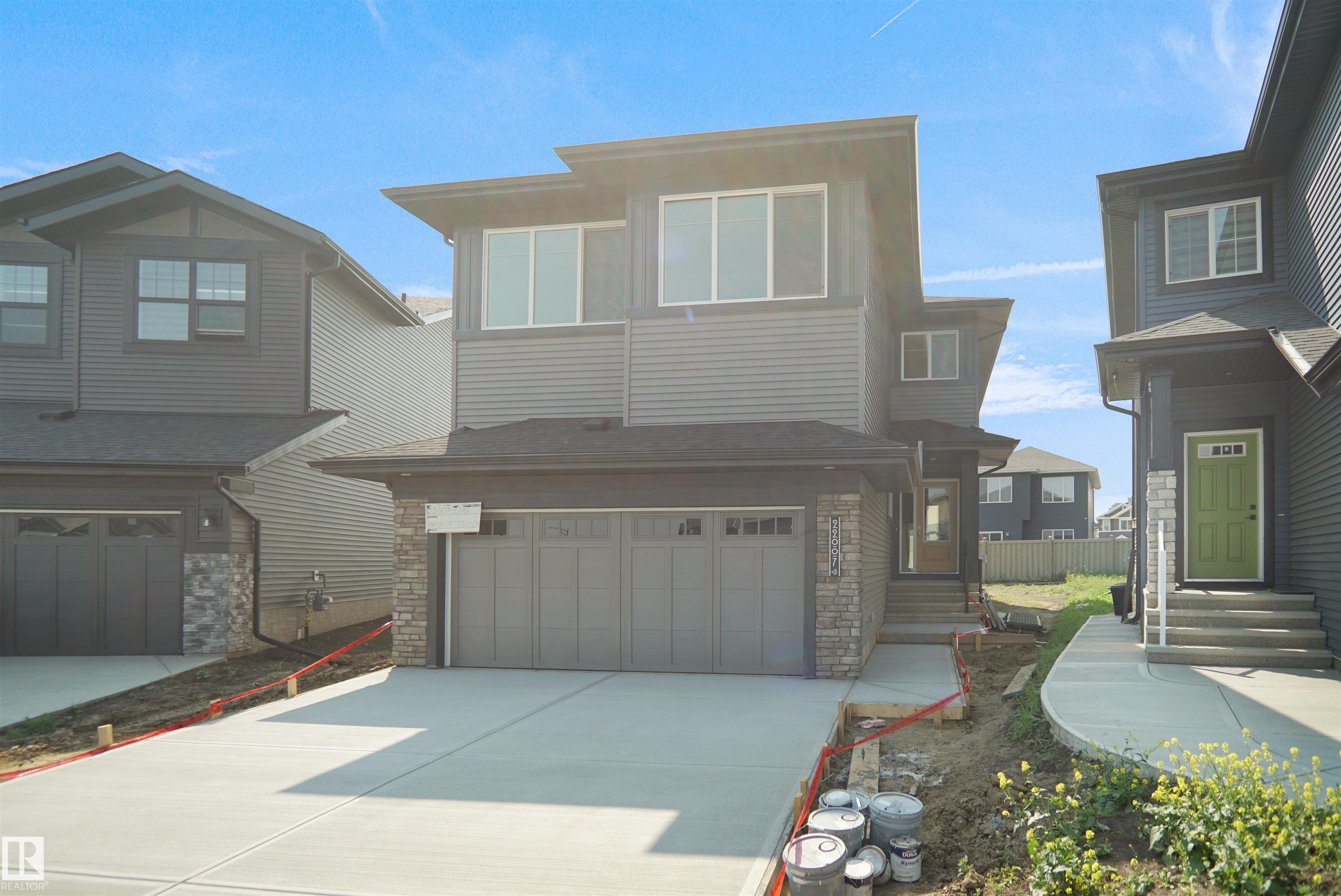 81 Av Nw Unit 22007 Ave, Edmonton, AB T5T 7H9