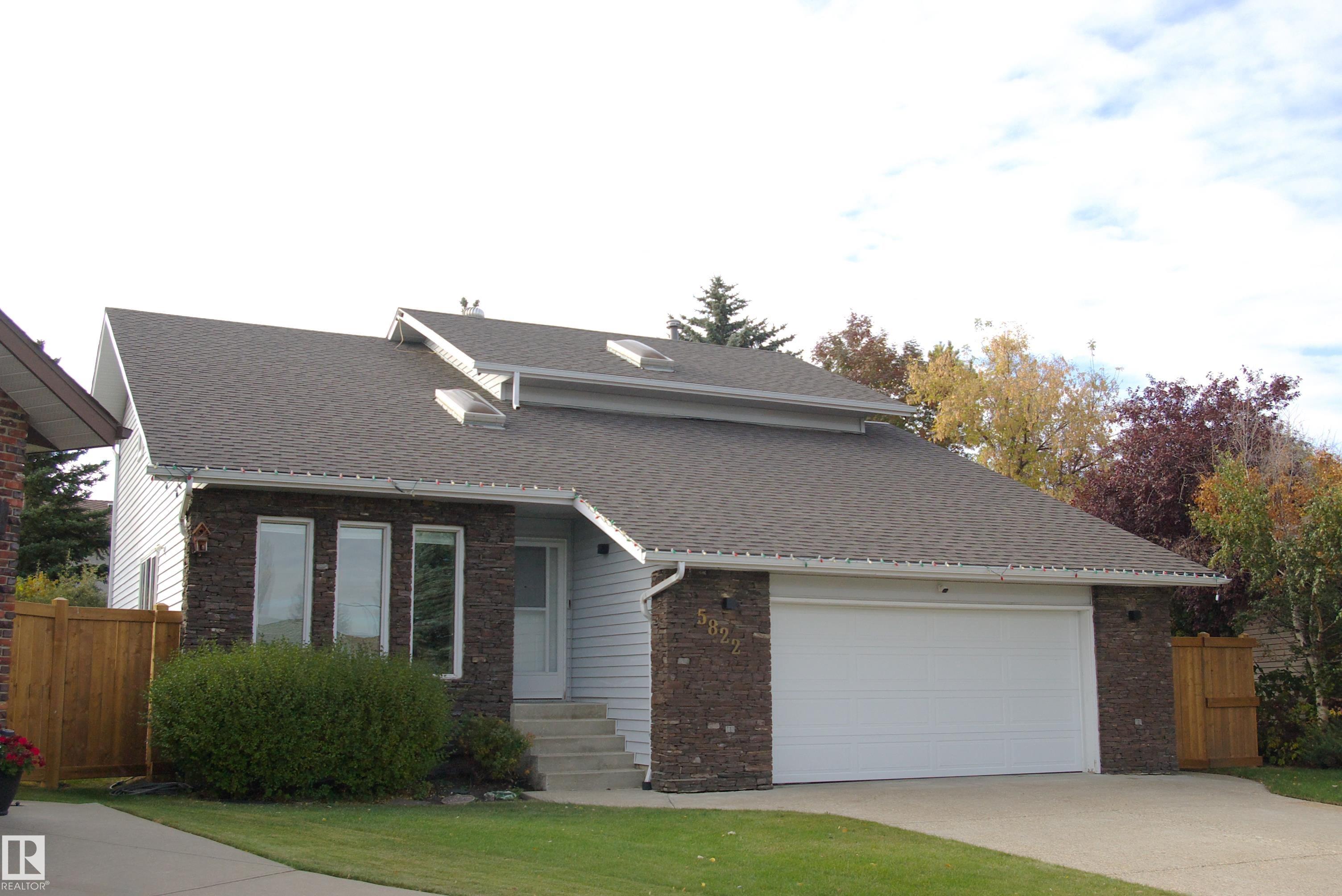 181 St Nw Unit 5822 St, Edmonton, AB T6M 1V6