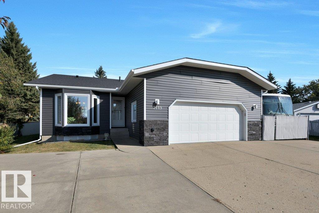 36 St Unit 3609 St, Leduc, AB T9E 6J8