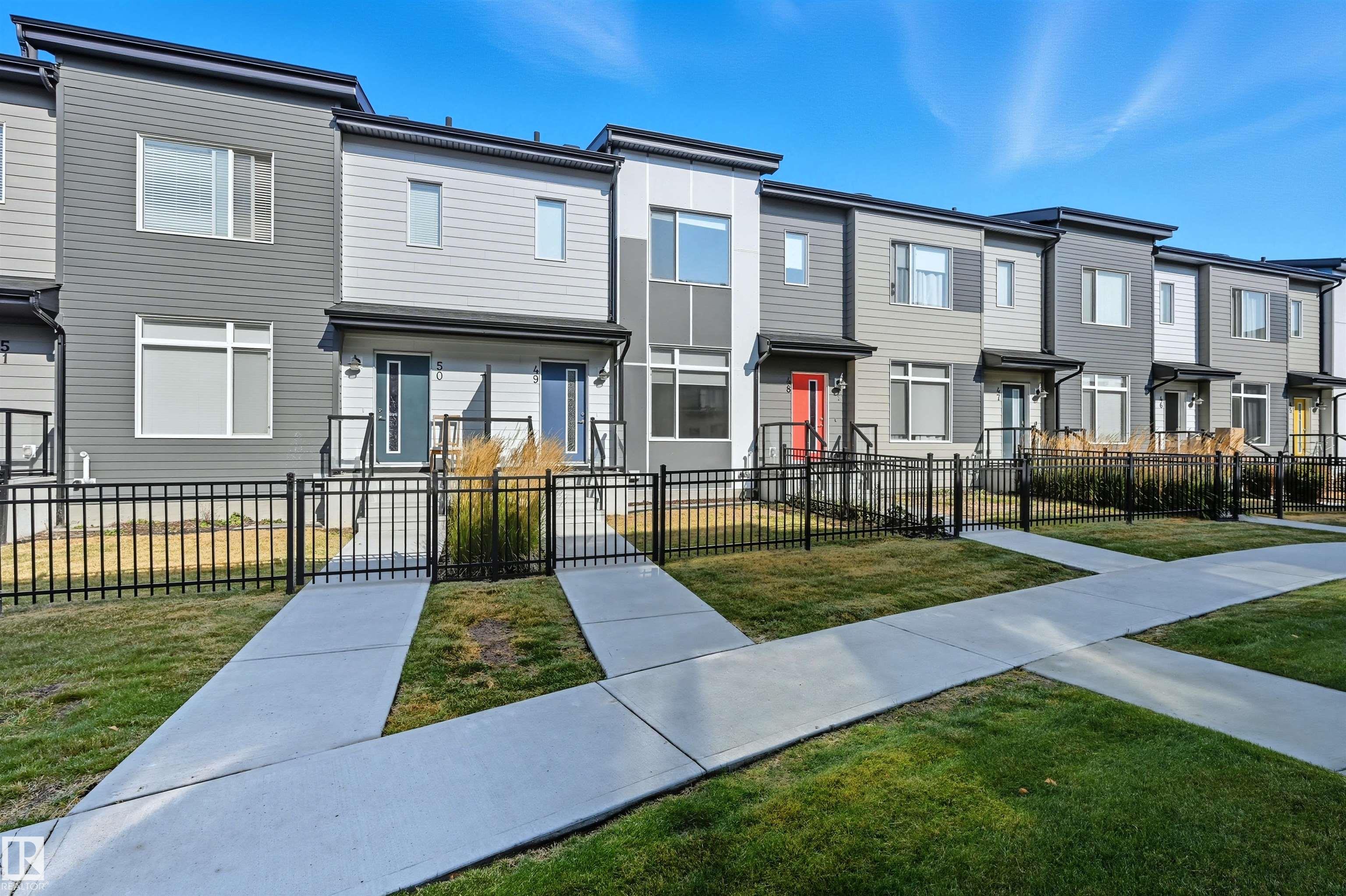 804 Welsh Drive South West #49, Edmonton, AB T6X 1Y8