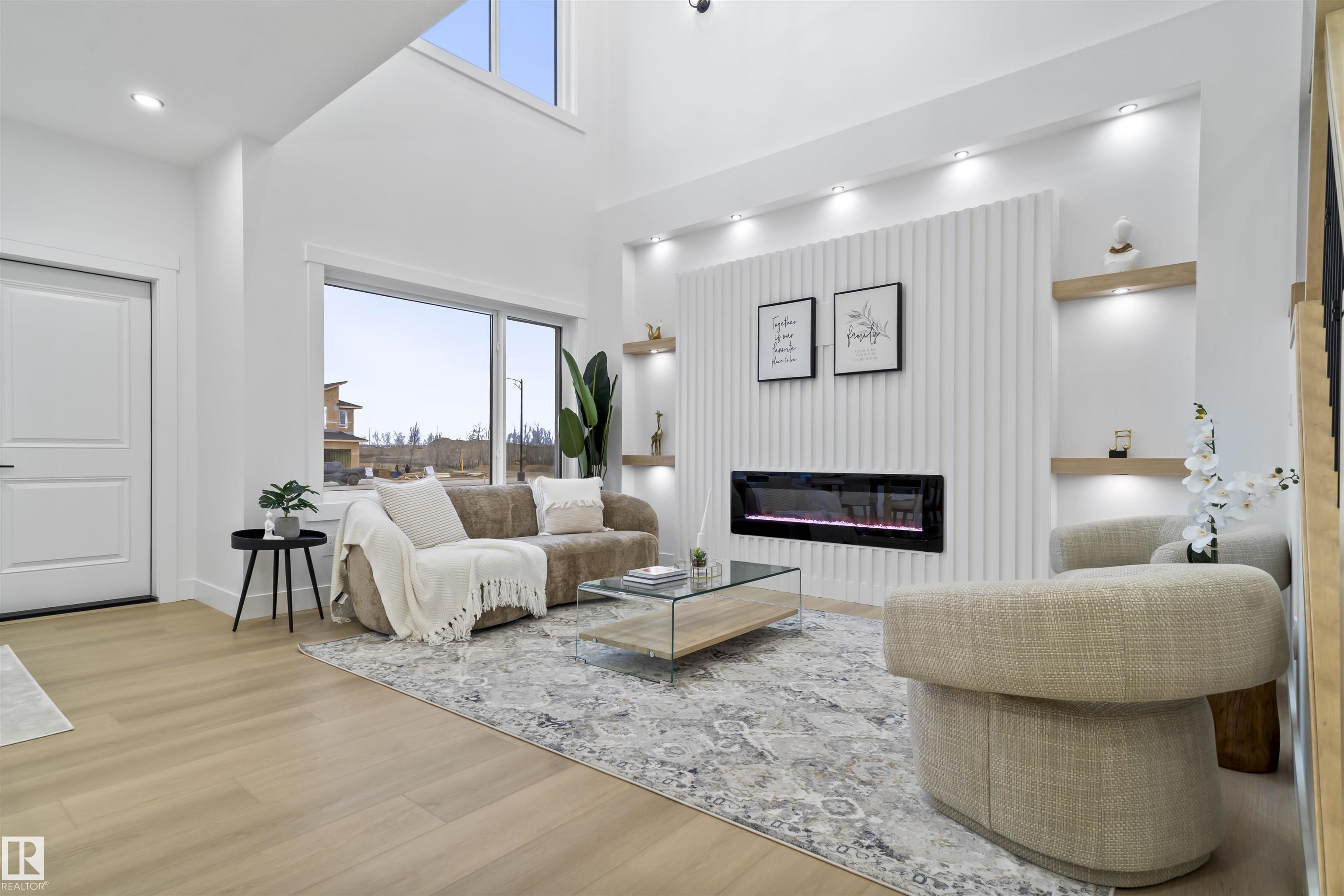 187 Av Nw Unit 13132 Ave, Edmonton, AB T6V 0N3