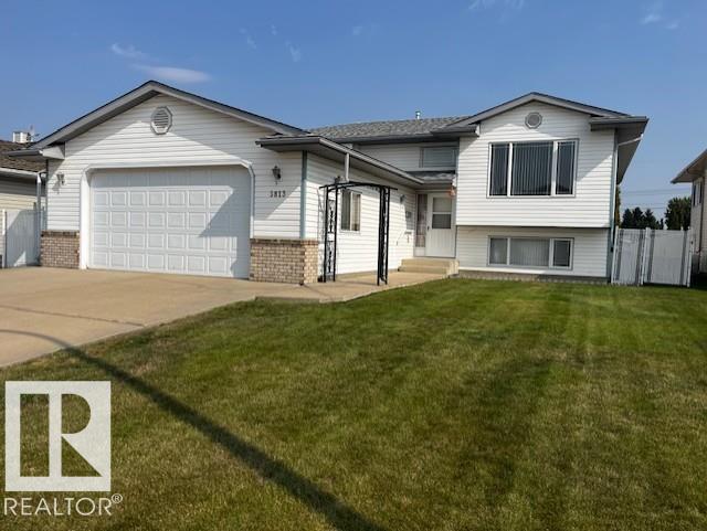 57 St Unit 5813 St, Vegreville, AB T9C 1W6