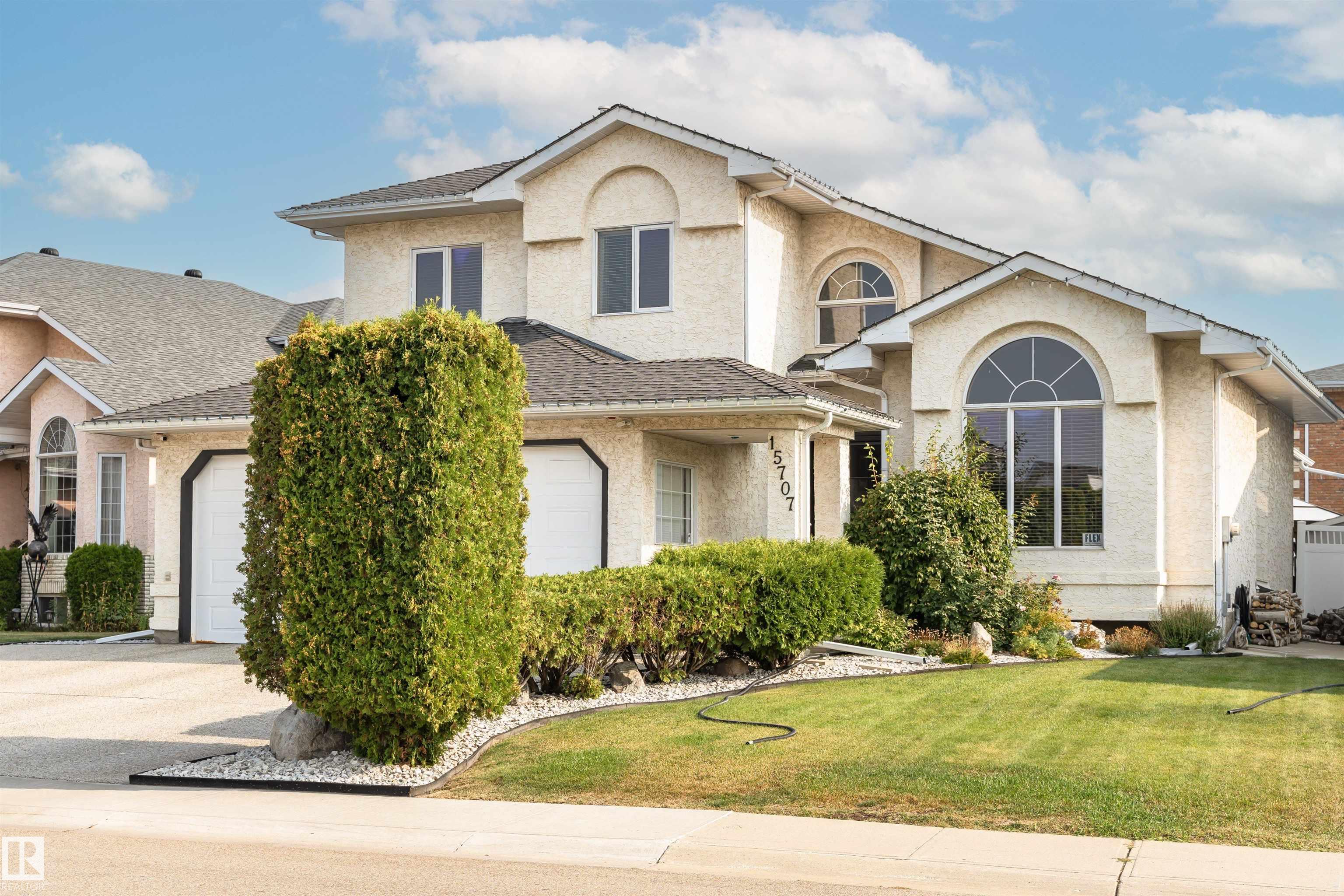 72 St Nw Unit 15707 St, Edmonton, AB T5Z 2Z3