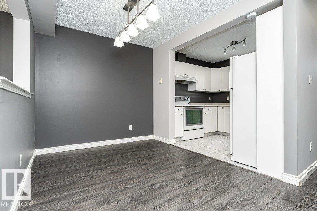 1608 Mill Woods Rd E Rd NW, Edmonton, AB T6L 6W4