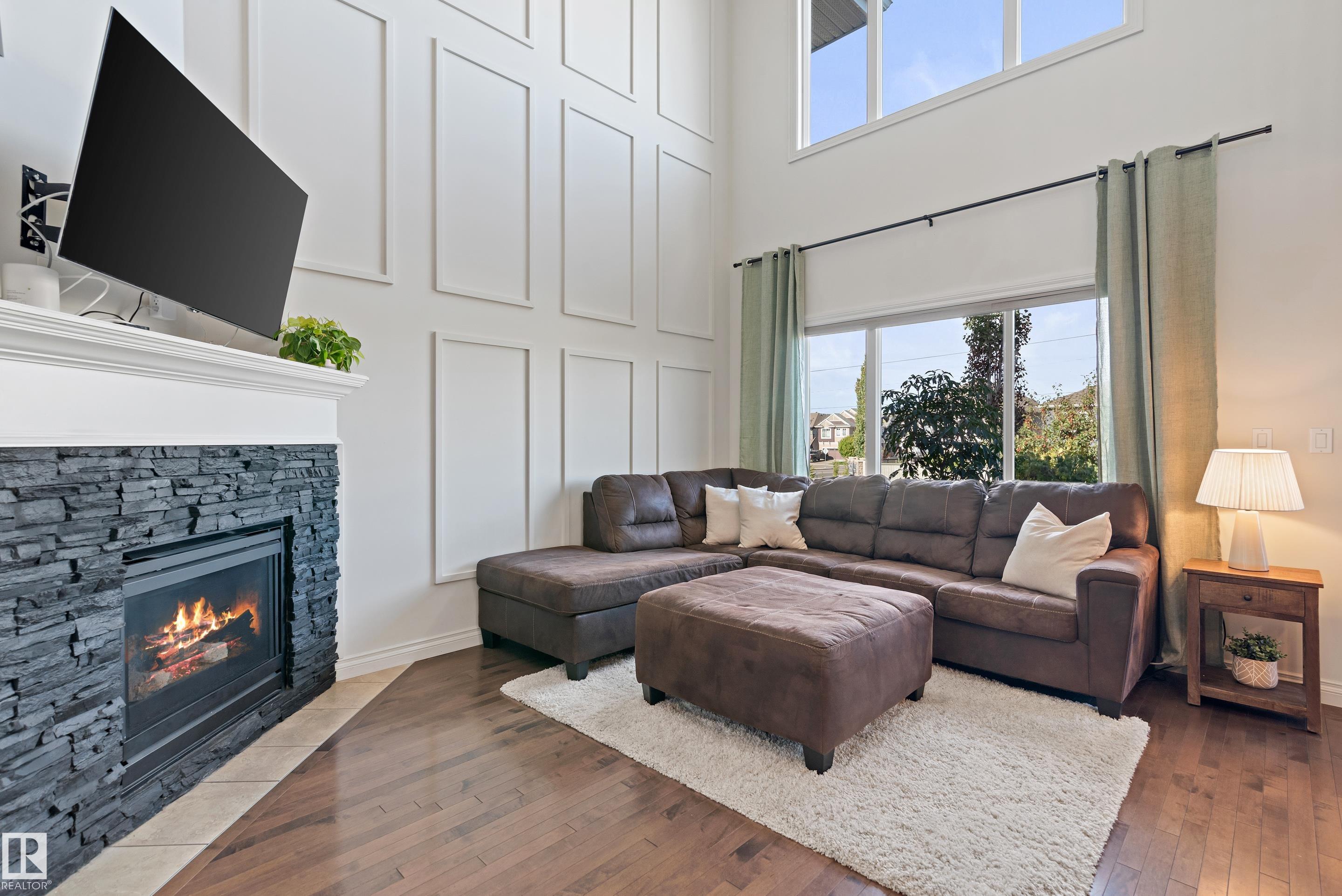 10 Av Sw Unit 17720 Ave, Edmonton, AB T6W 2A1