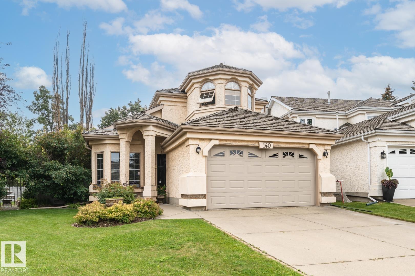 160 Carlson Cl Close NW, Edmonton, AB T6R 2J7