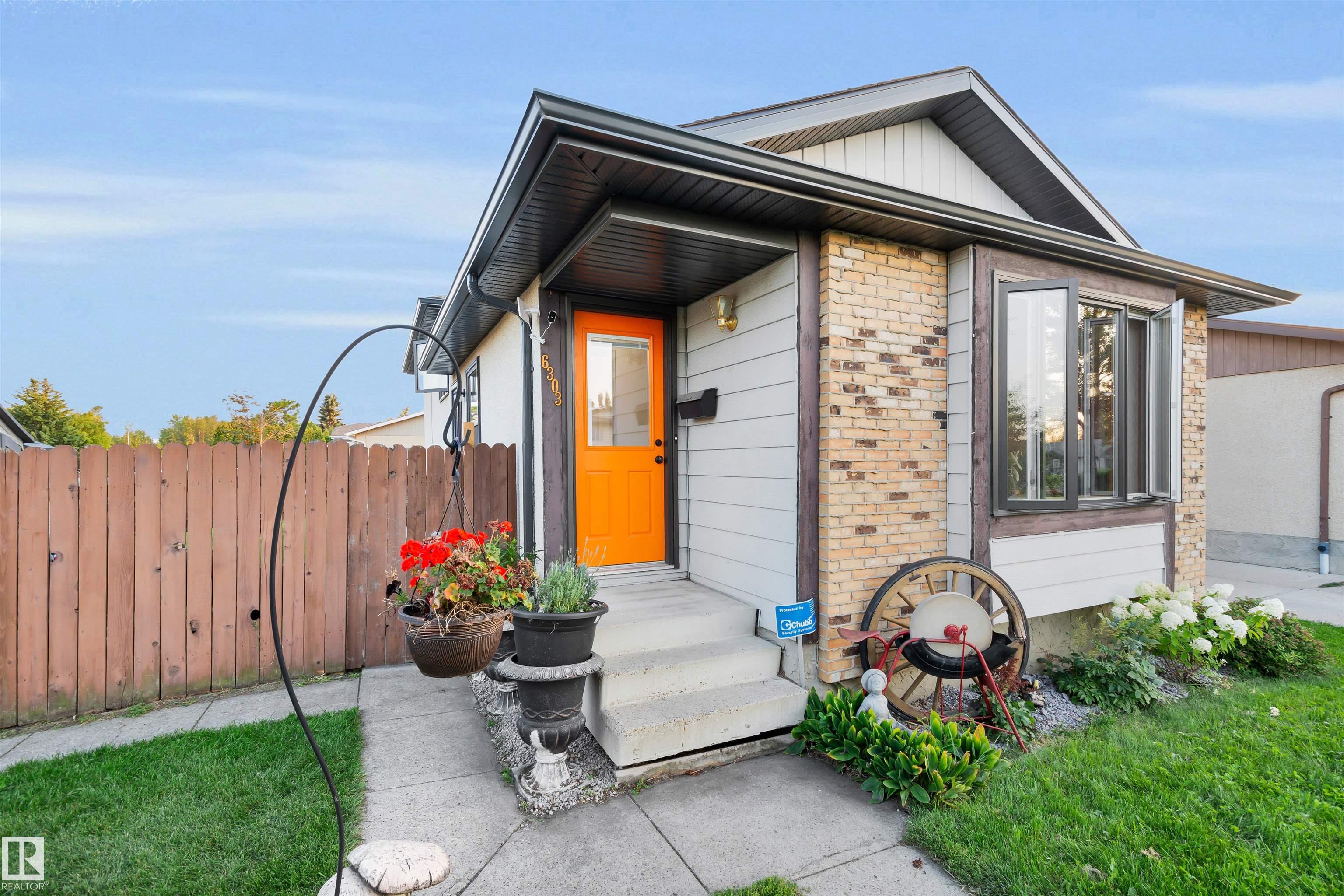 11 Av Nw Unit 6303 Ave, Edmonton, AB T6L 3A8