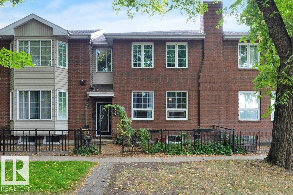 101 St Nw Unit 9740 St, Edmonton, AB T5K 0W8