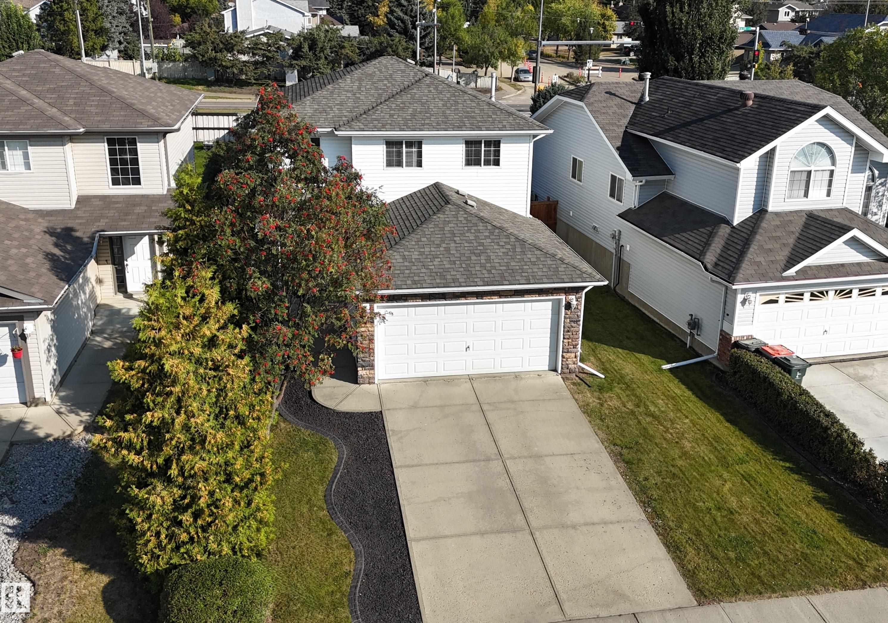 2 Westerra Cl Close, Stony Plain, AB T7Z 2W1