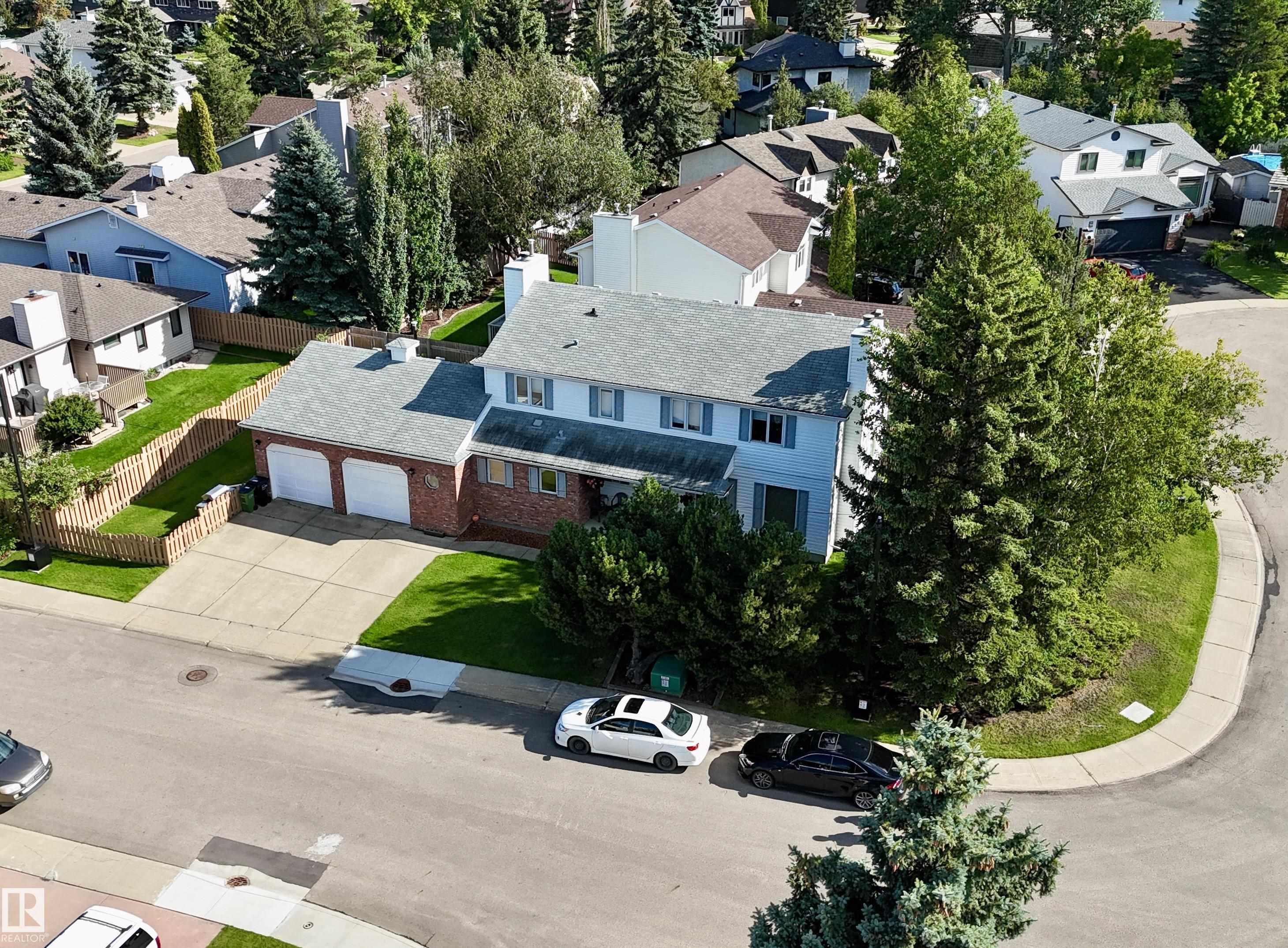 240 Waygood Rd NW, Edmonton, AB T5T 5M3
