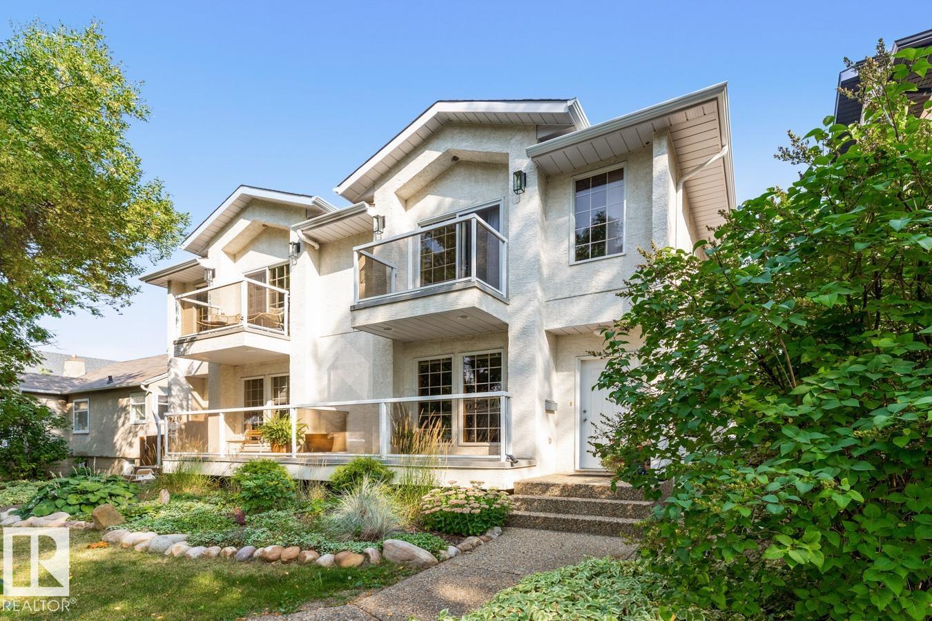 95 St Nw Unit 9237 St, Edmonton, AB T6C 3W9