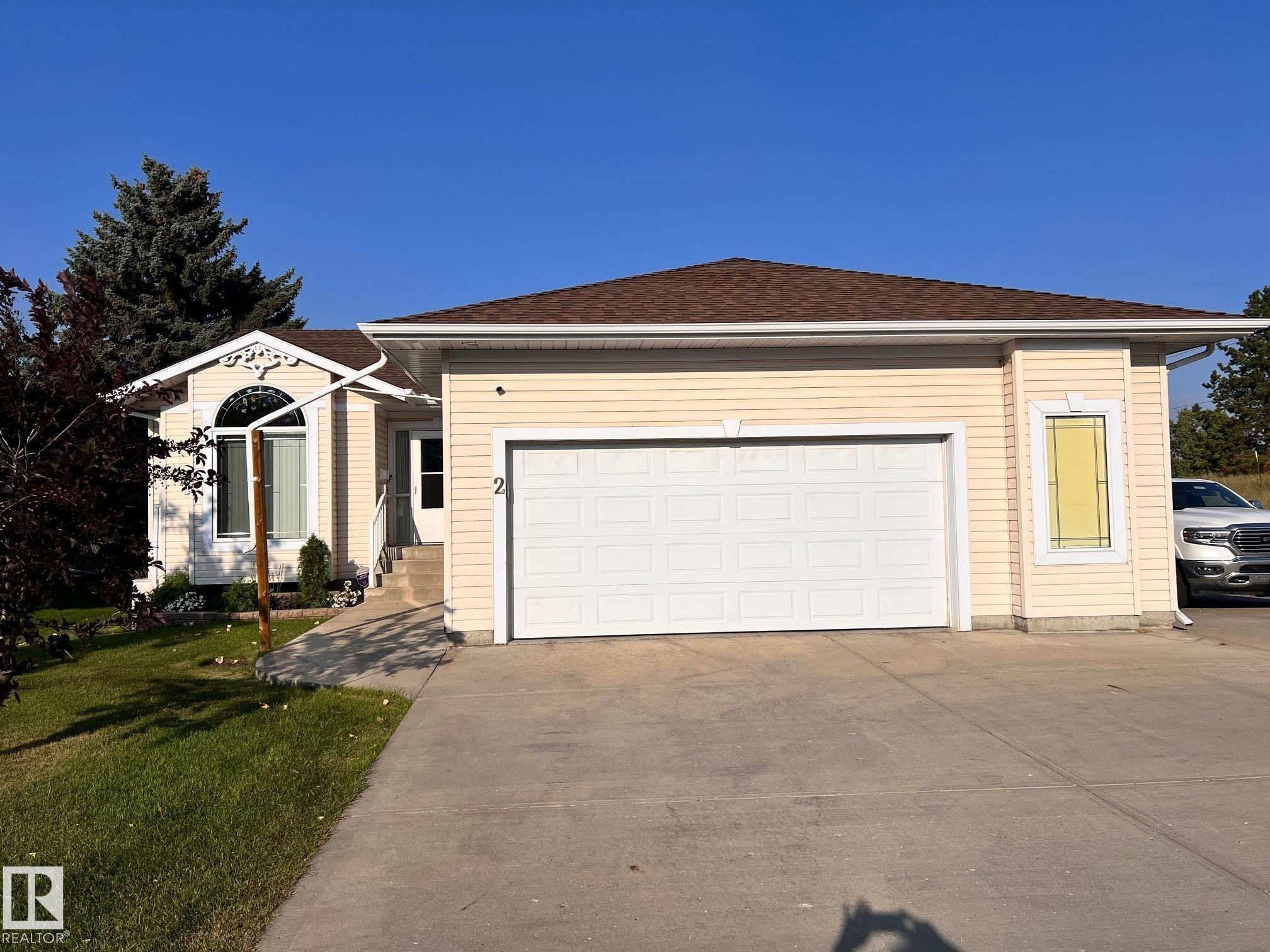 2 Alton Dr, Leduc, AB T9E 5K4