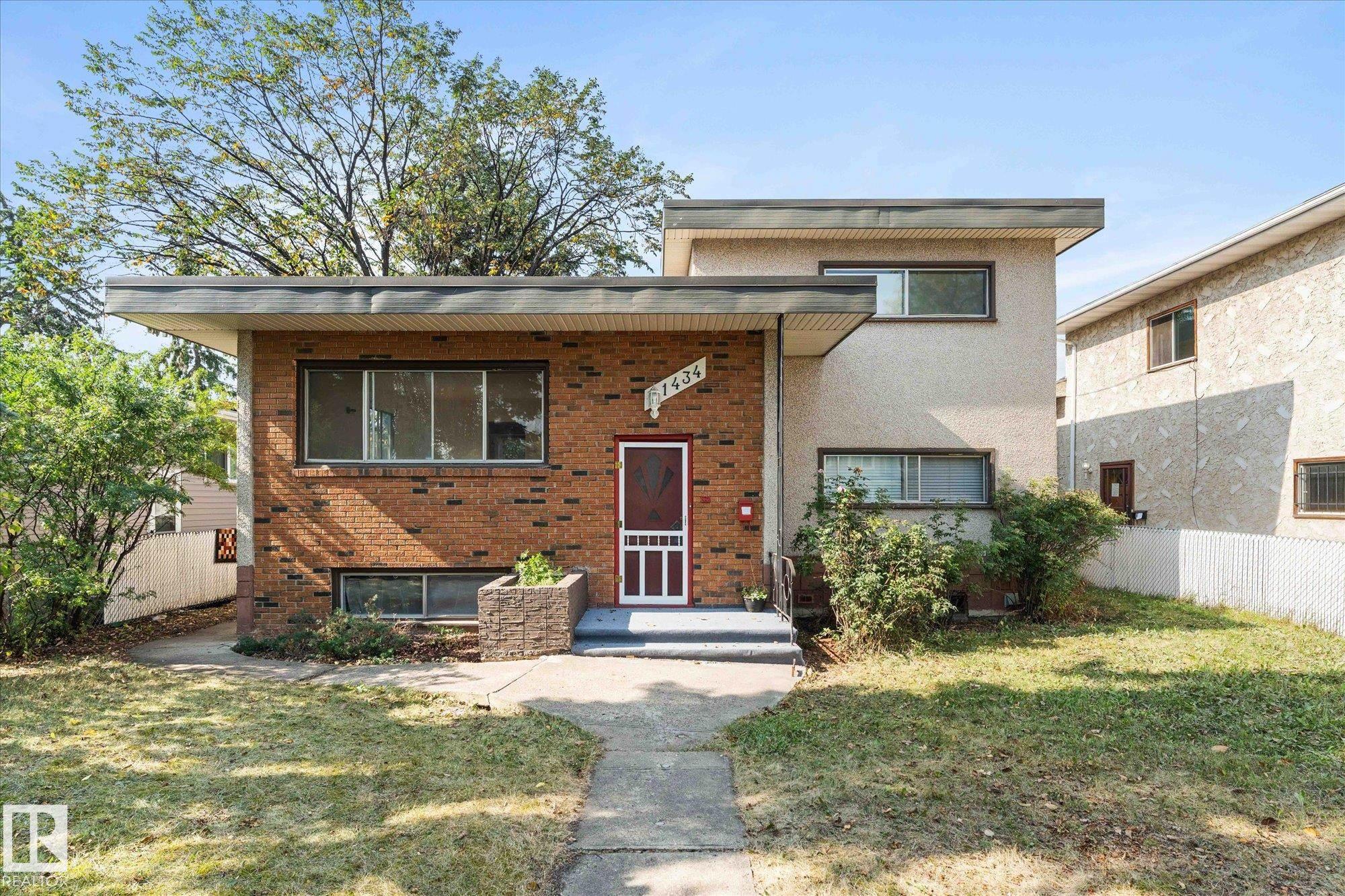 125 St Nw Unit 11434 St, Edmonton, AB T5M 0M9